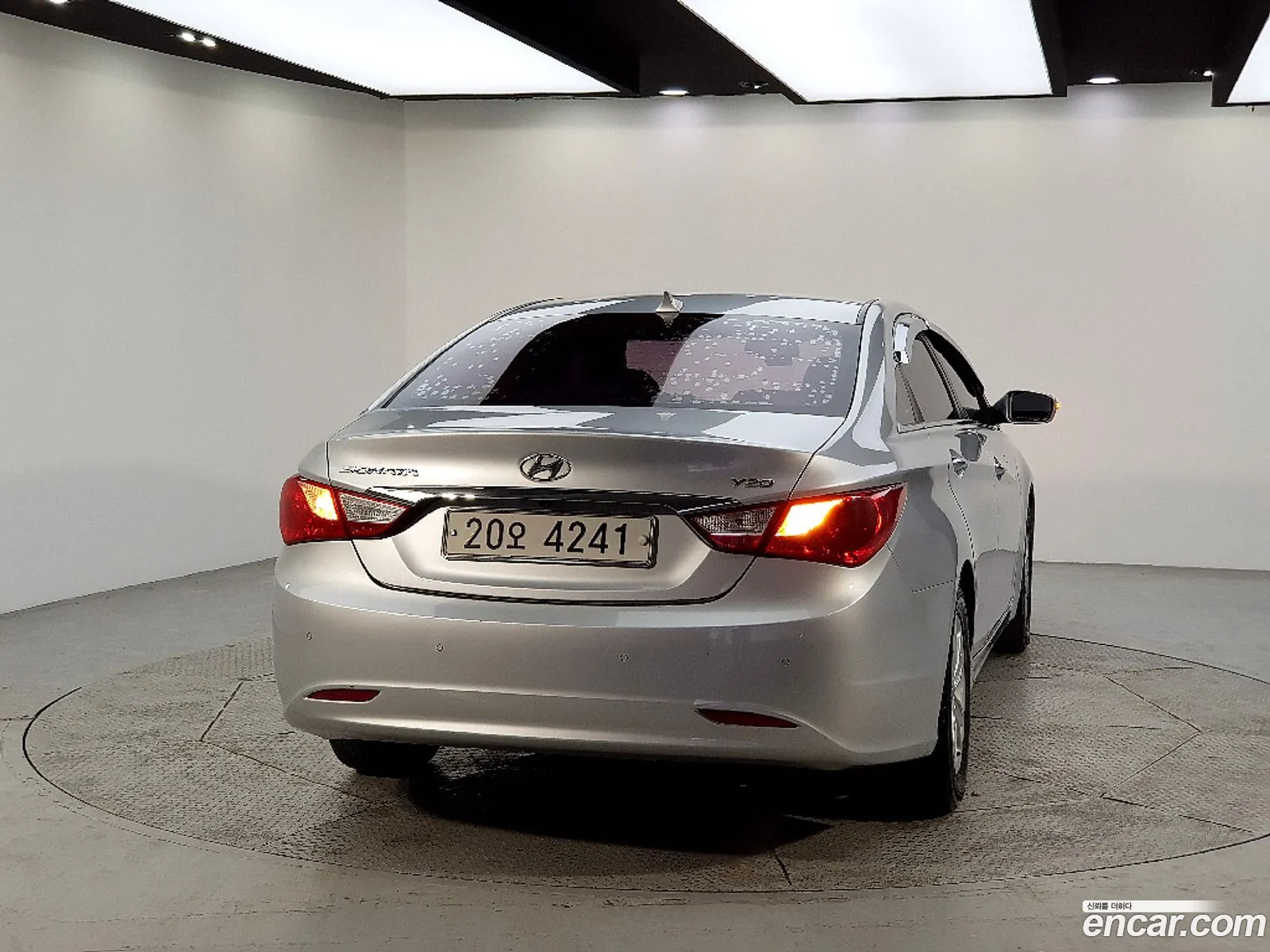 Hyundai YF Sonata 2011 — 7