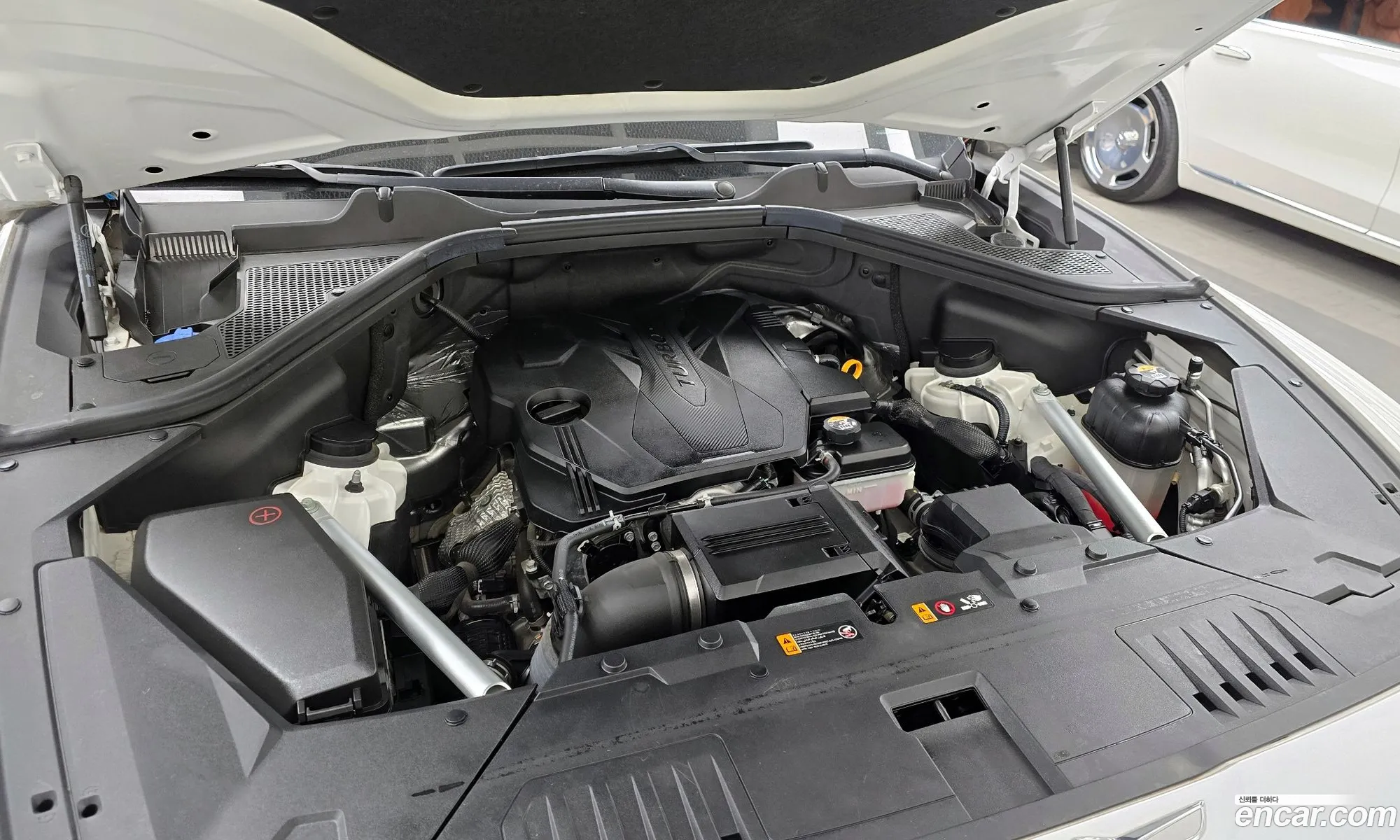 Genesis GV80 2022 — 17