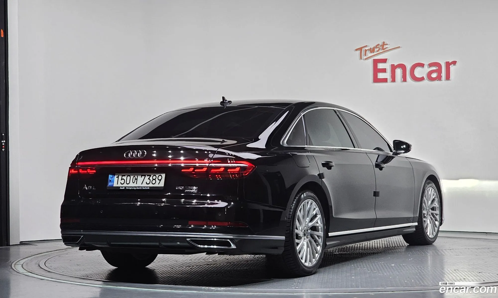 Audi A8 2021 WAUZZZF81MN034565 — 12