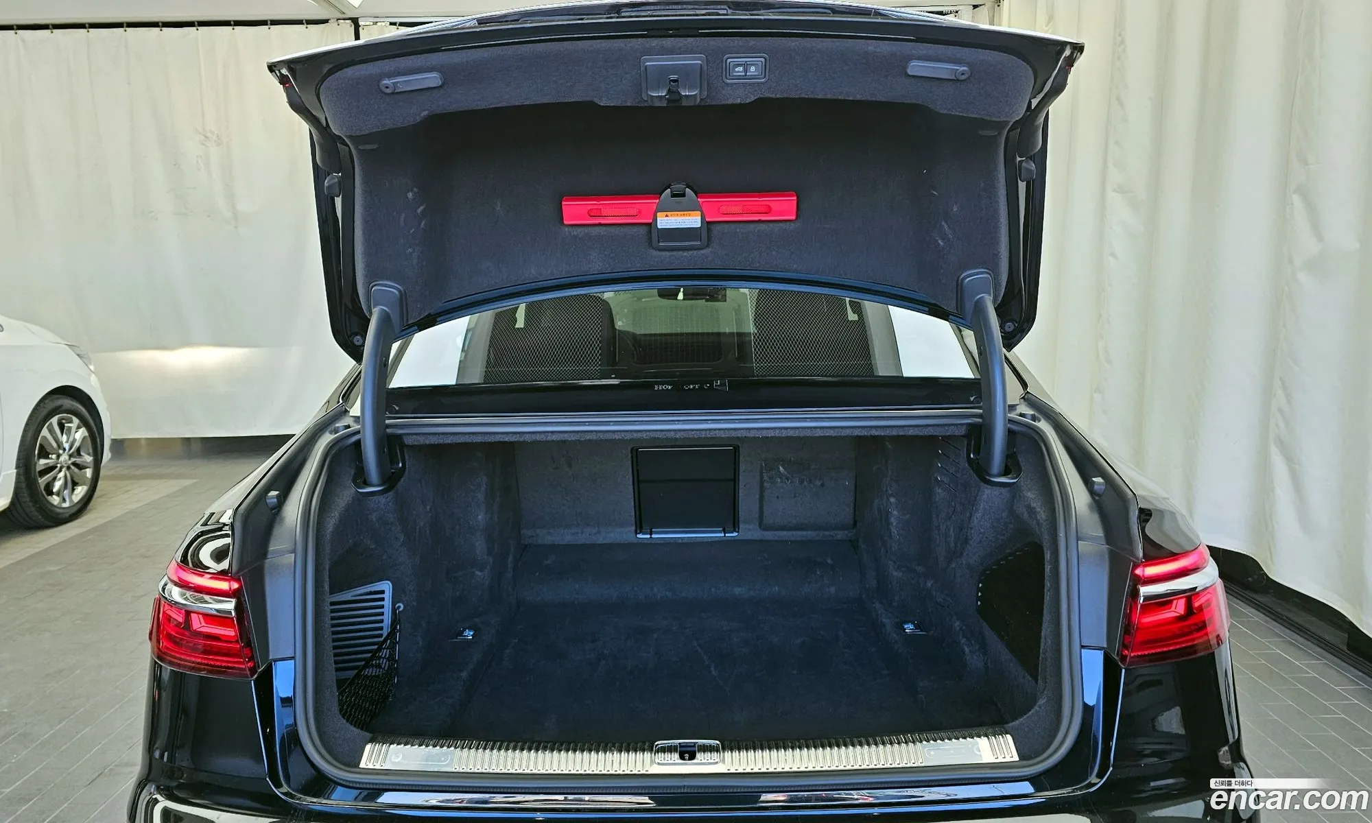 Audi A8 2021 WAUZZZF81MN034565 — 15