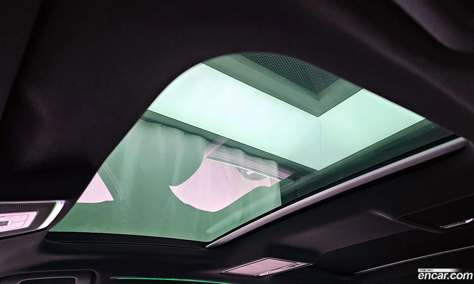 Audi A8 2021 WAUZZZF81MN034565 — 3