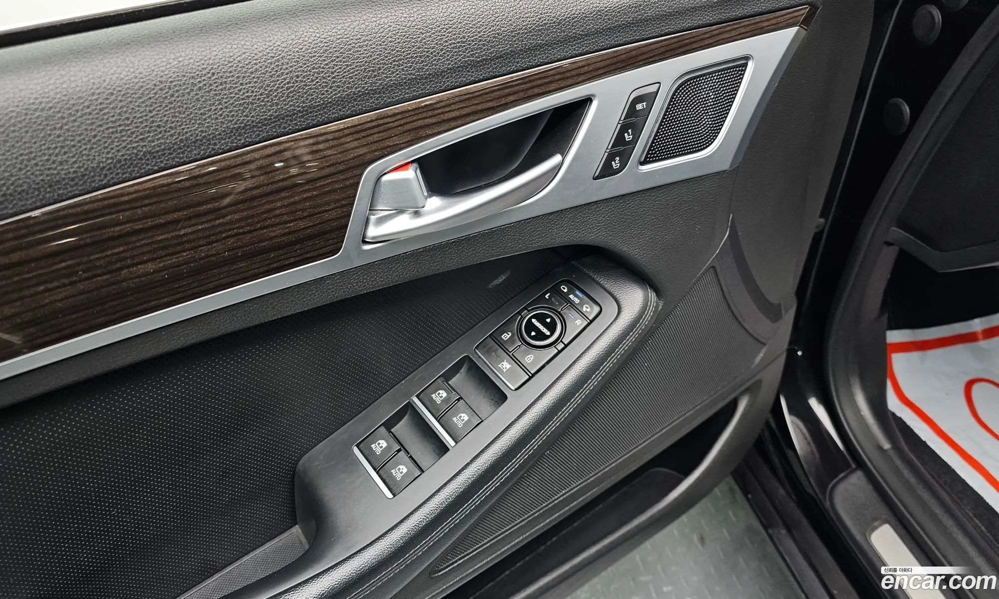 Genesis G80 2018 — 18