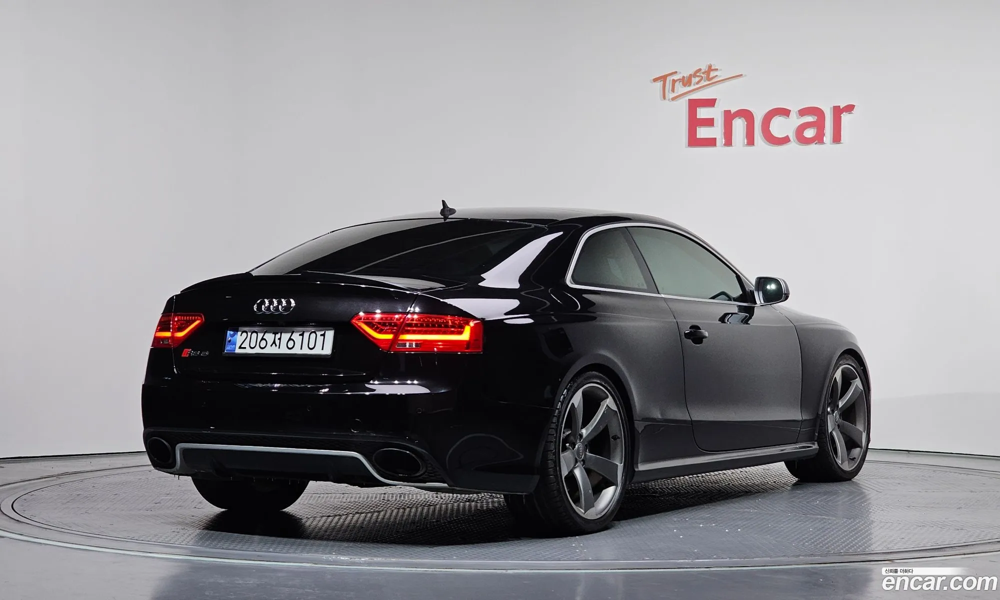 Audi RS5 2013 WUAZZZ8T6DA902476 — 19