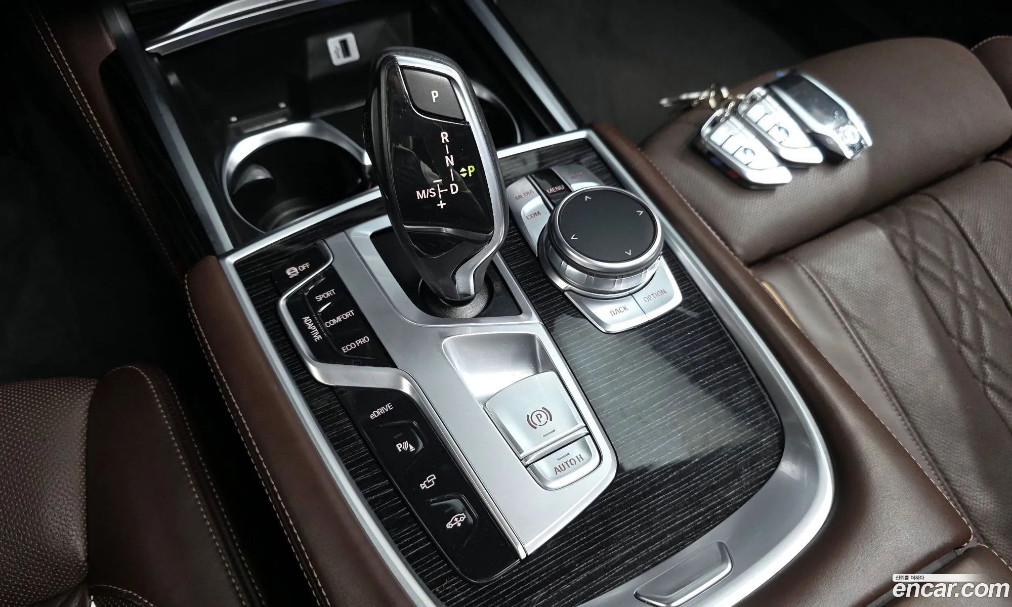BMW 7 Series 2017 WBA7D0106HGJ45433 — 3