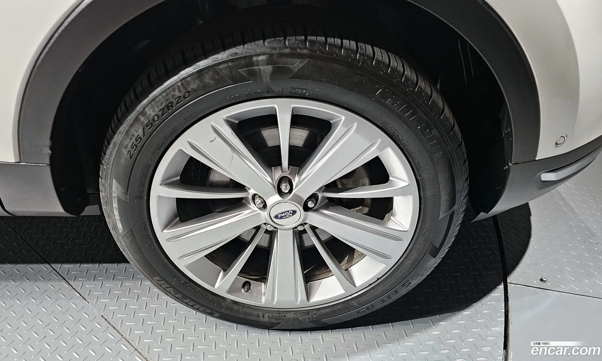 Ford Explorer 2018 — 8