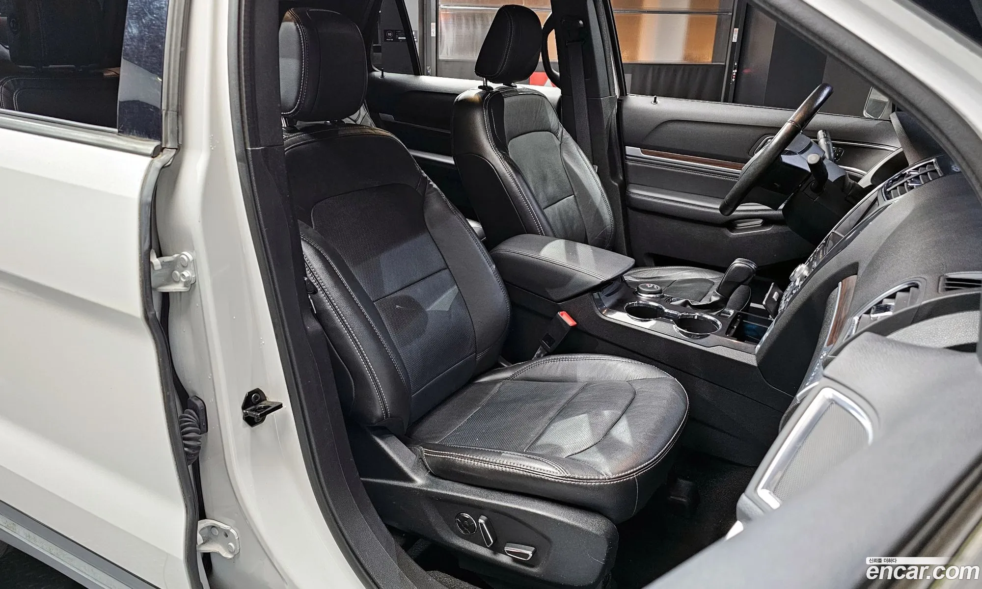 Ford Explorer 2018 — 2