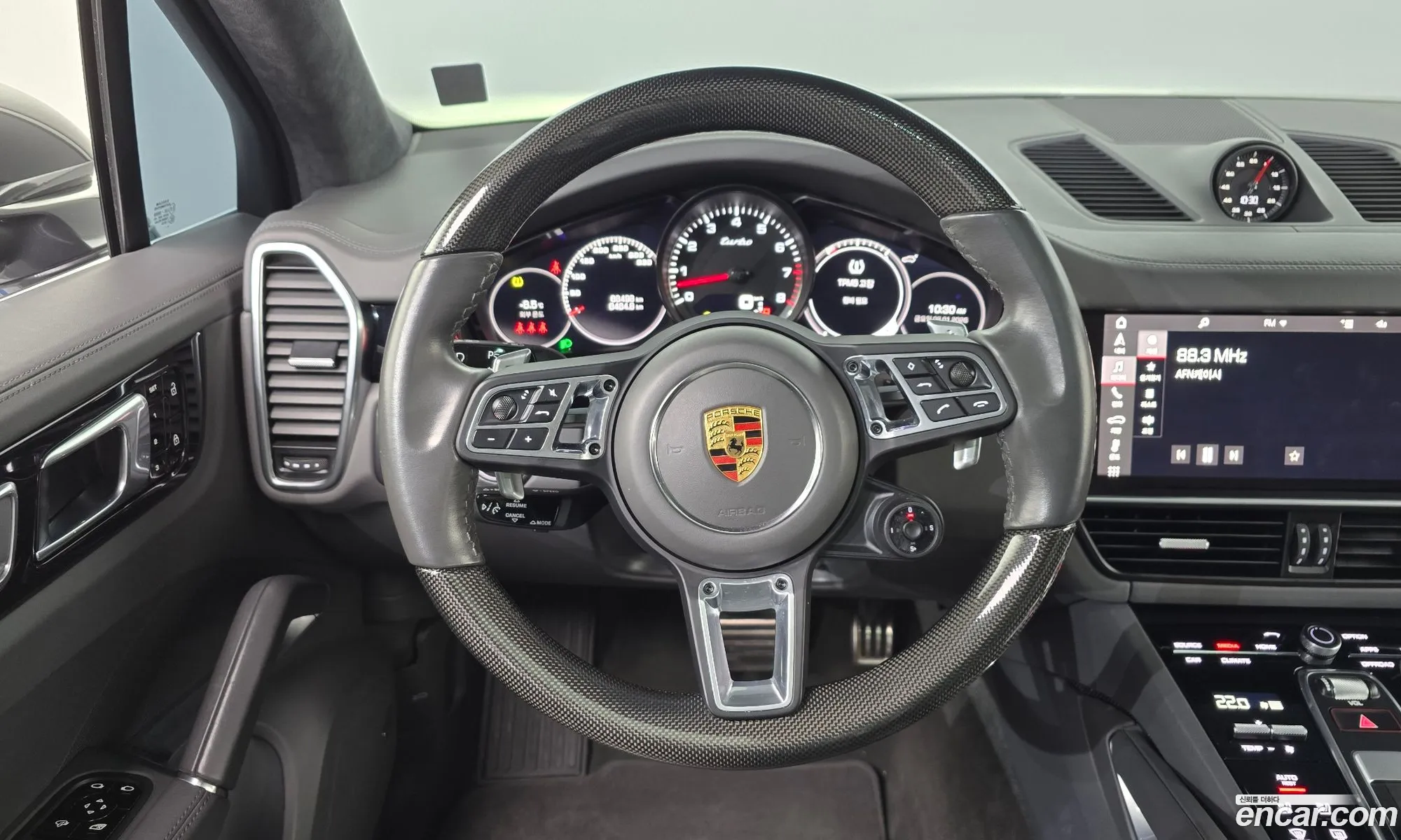Porsche Cayenne 2021 — 19