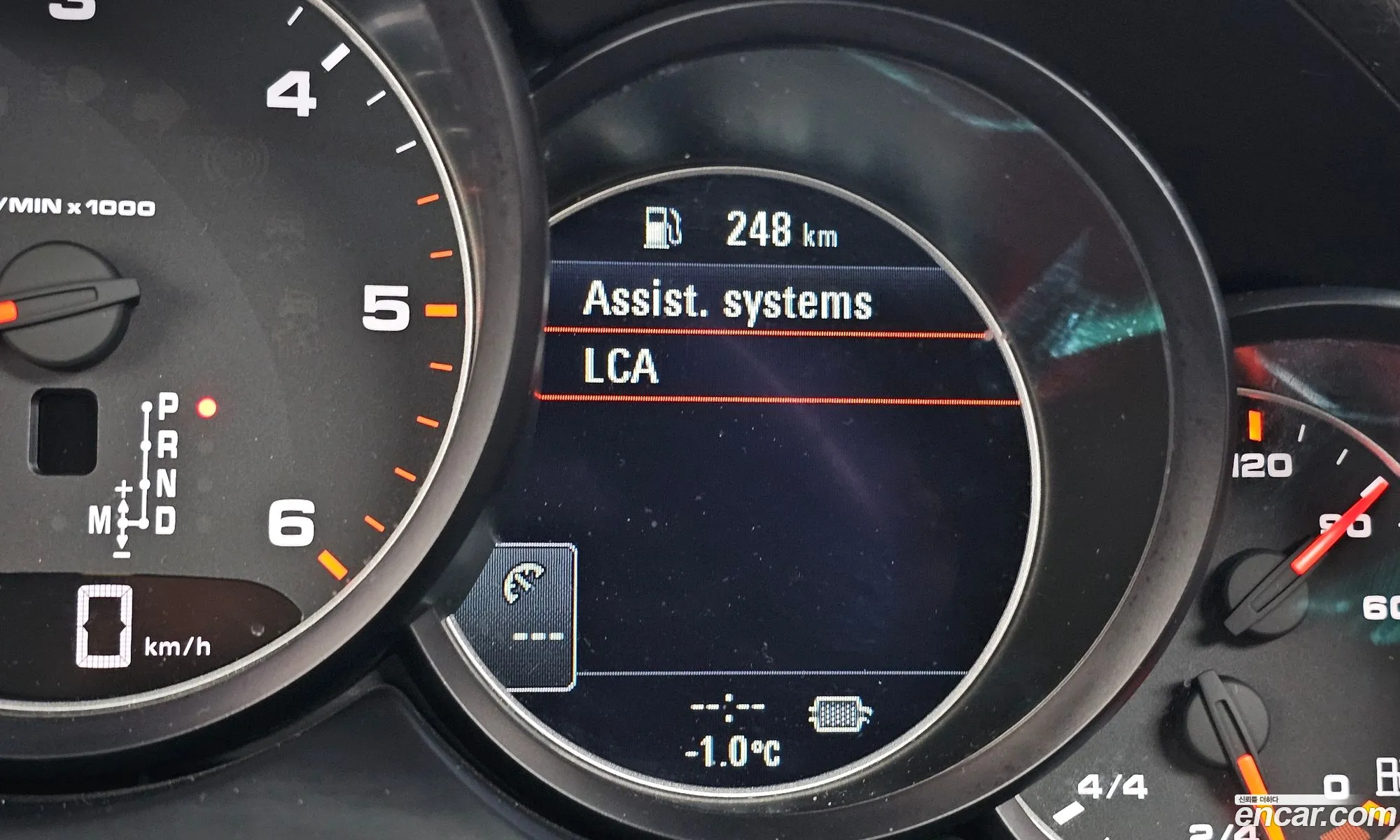 Porsche Cayenne 2016 WP1AF2924GKA49041 — 16