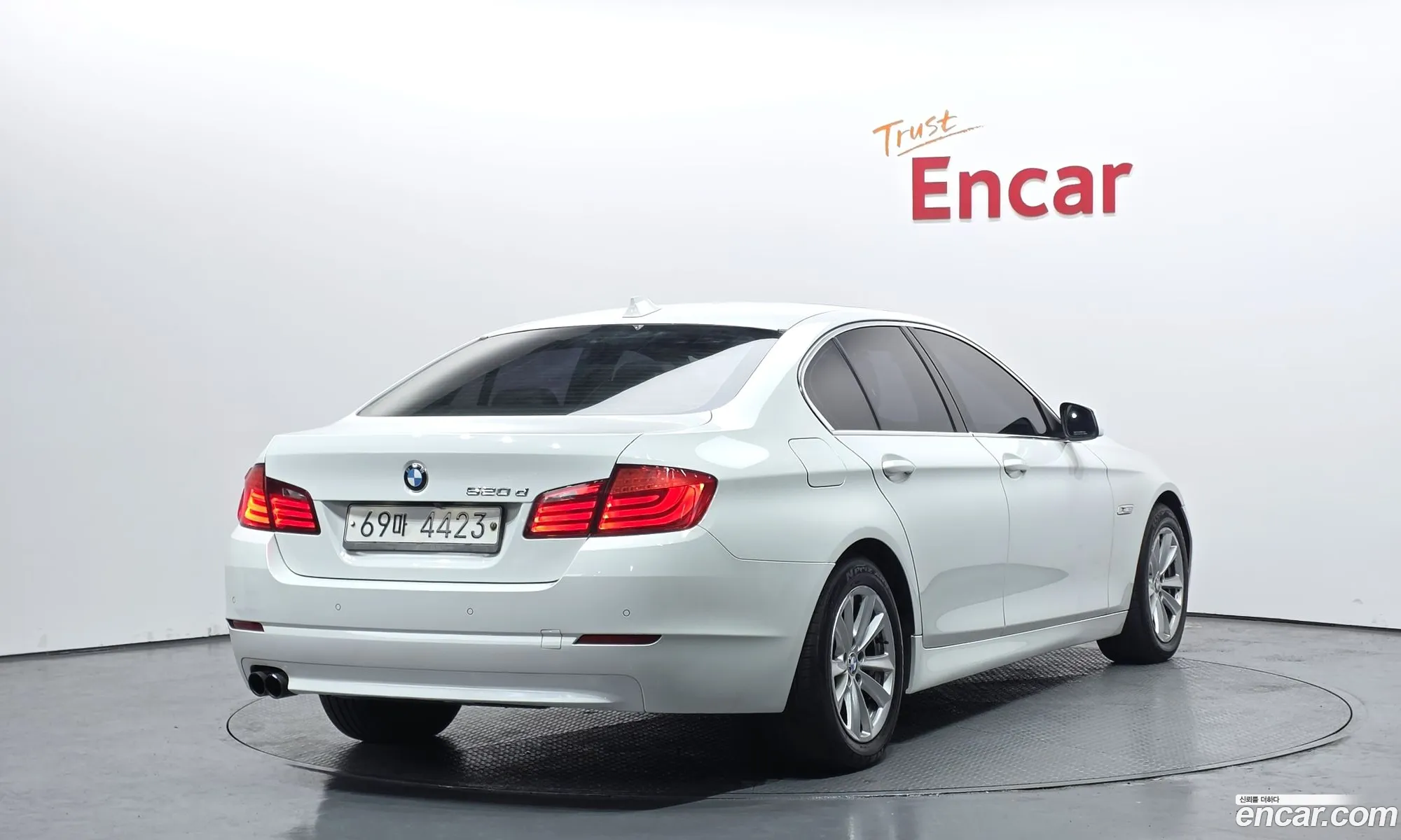 BMW 5 Series 2011 WBAFW1107BC664307 — 10