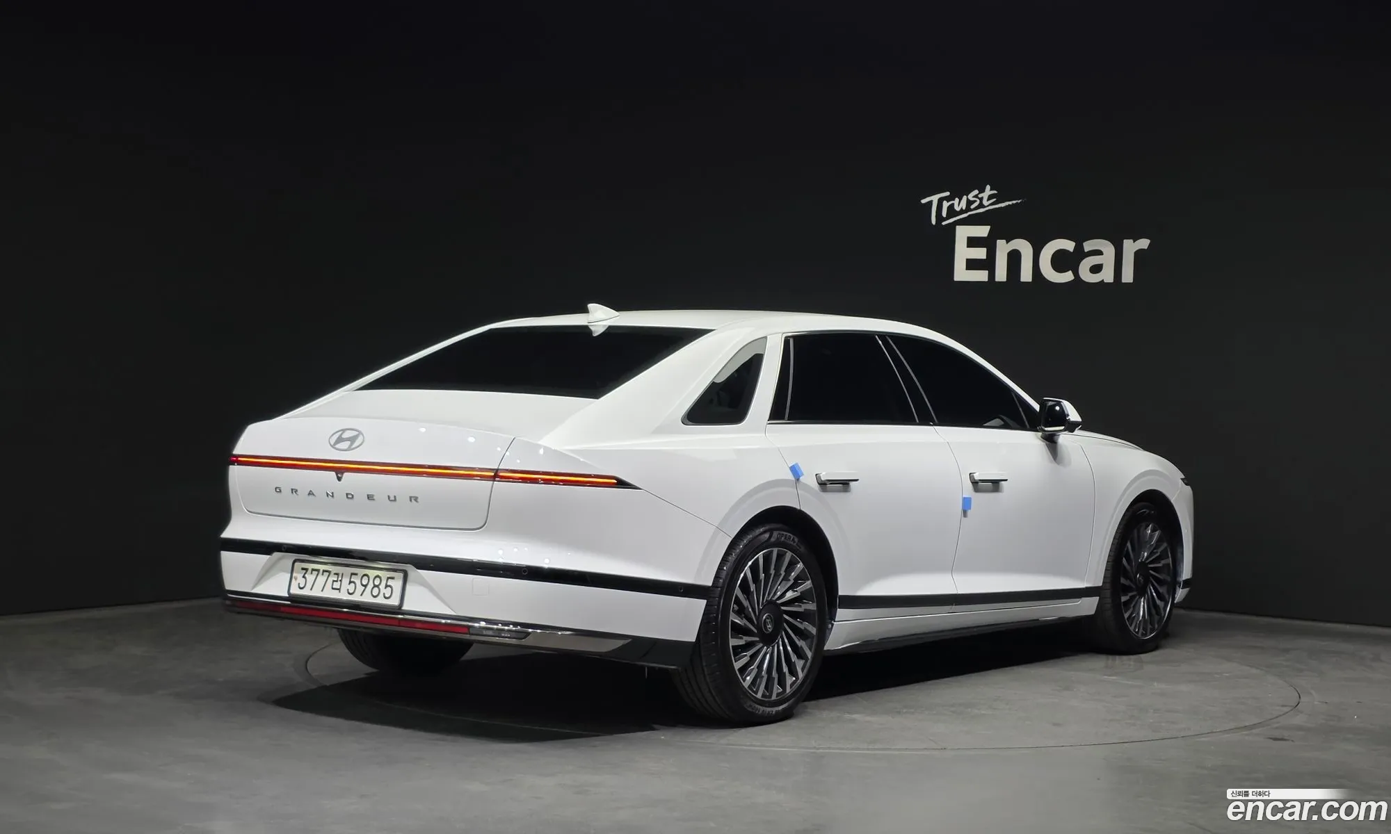 Hyundai Grandeur Hybrid 2024 — 14