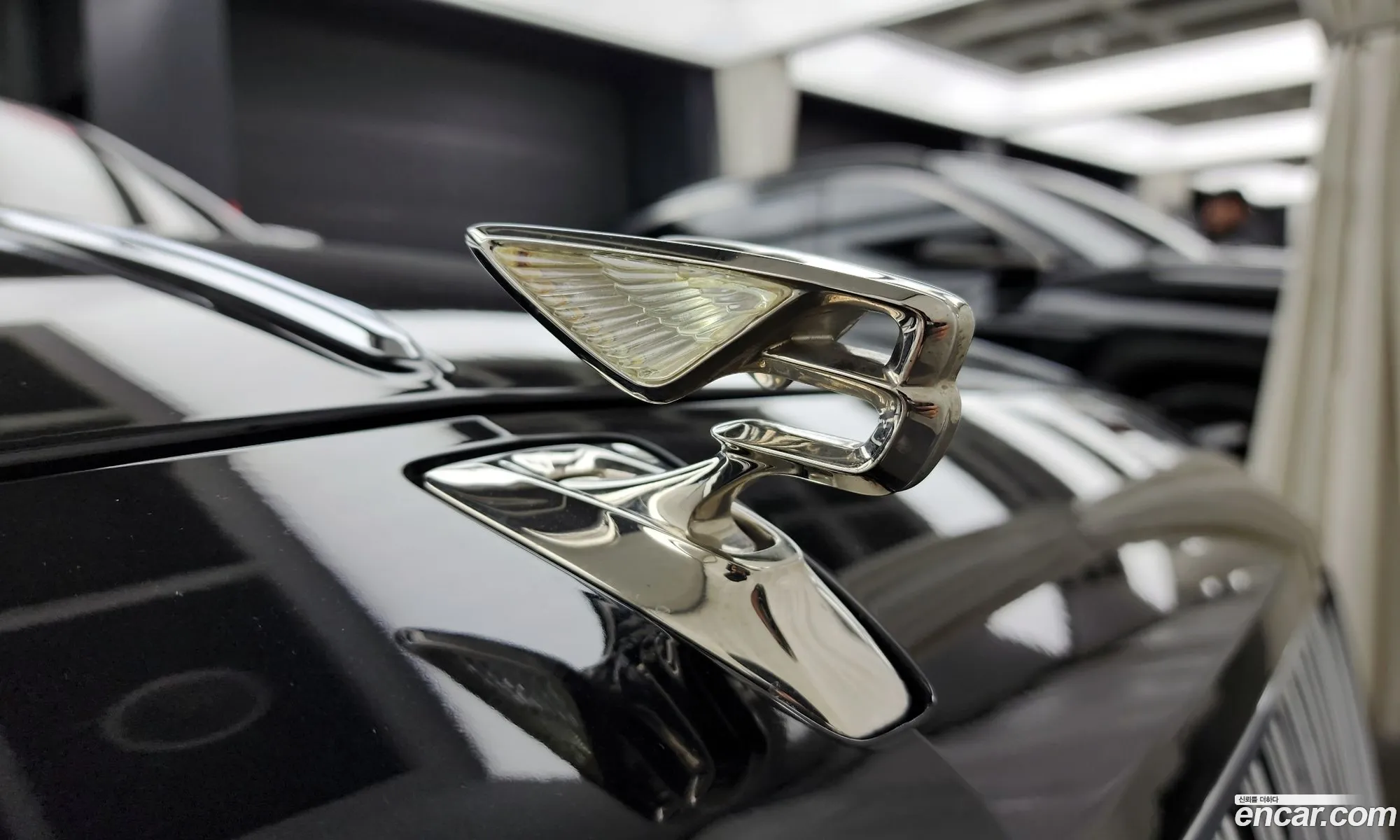 Bentley Flying Spur 2023 — 13