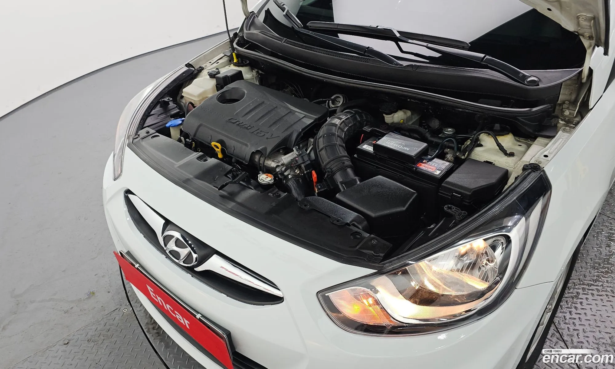 Hyundai Accent 2014 — 19