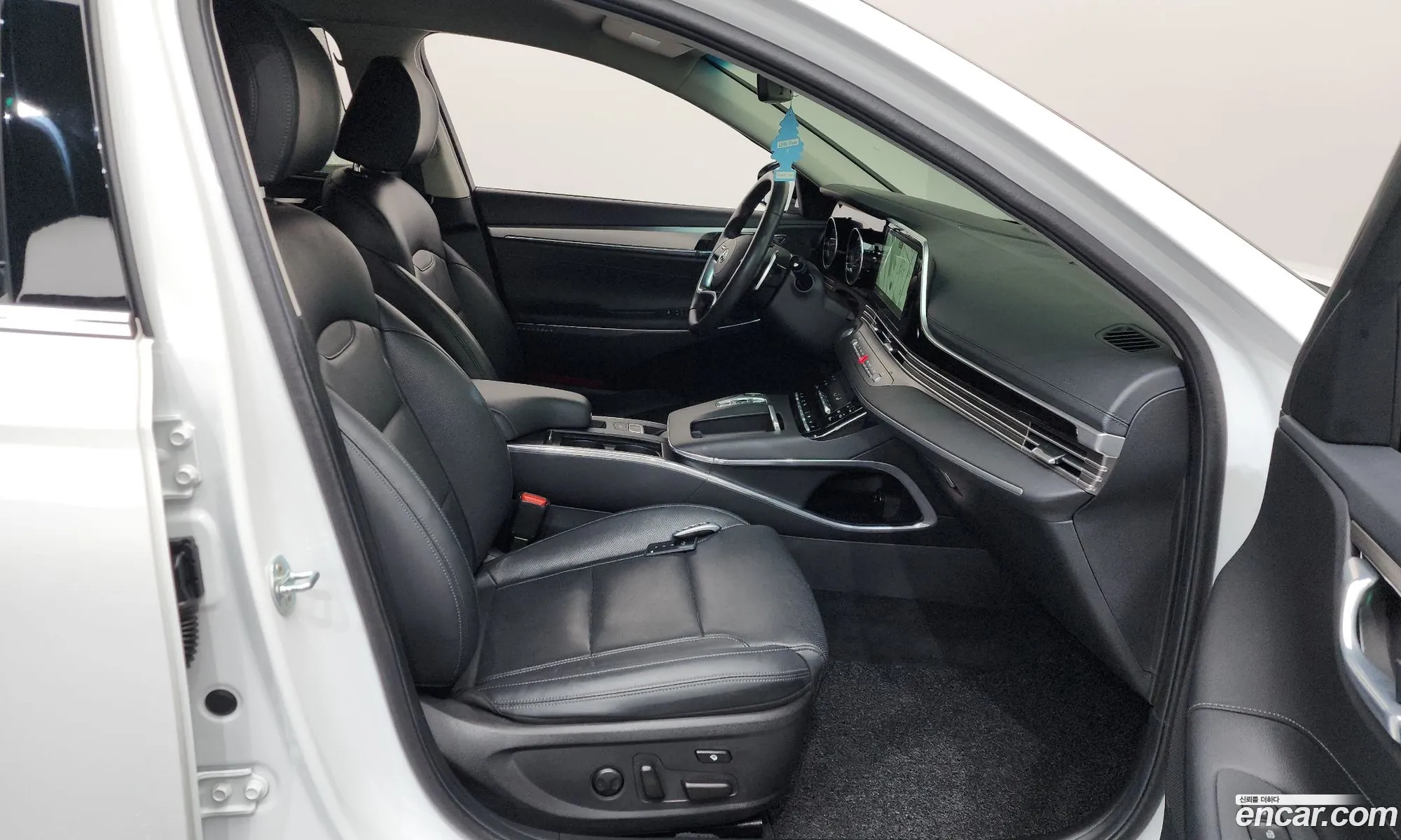 Hyundai Grandeur IG 2020 — 18