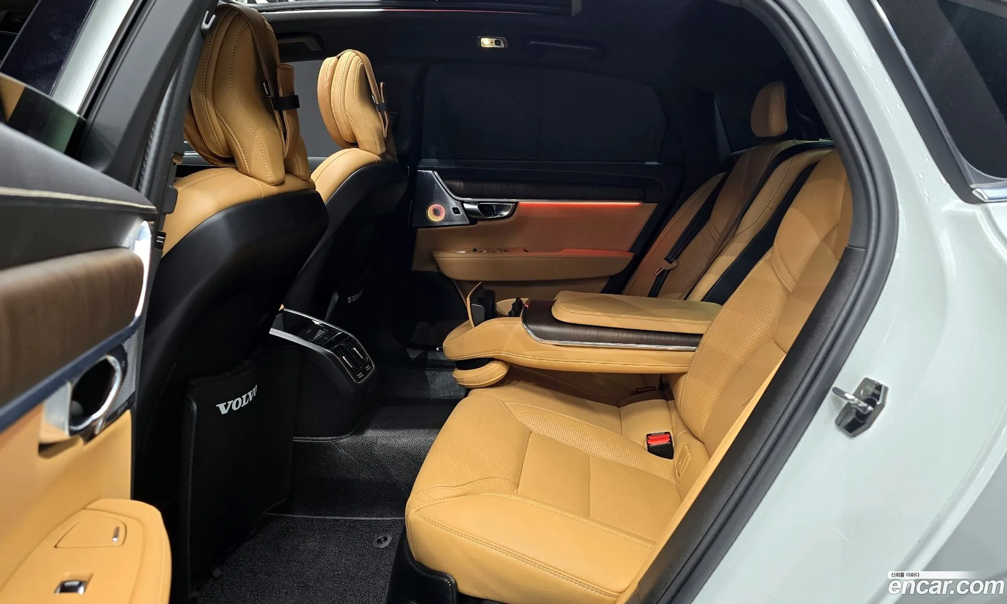 Volvo S90 2021 LVYPT062CMP234243 — 2