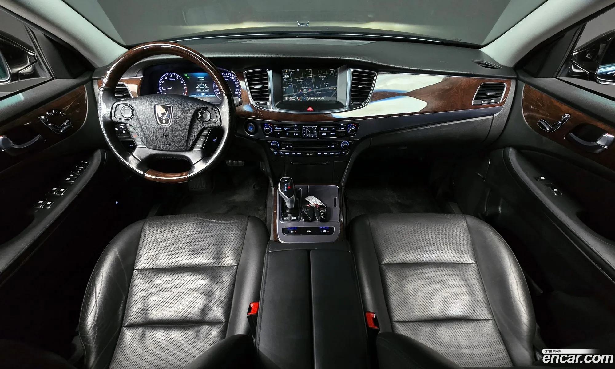 Hyundai Equus 2013 — 4