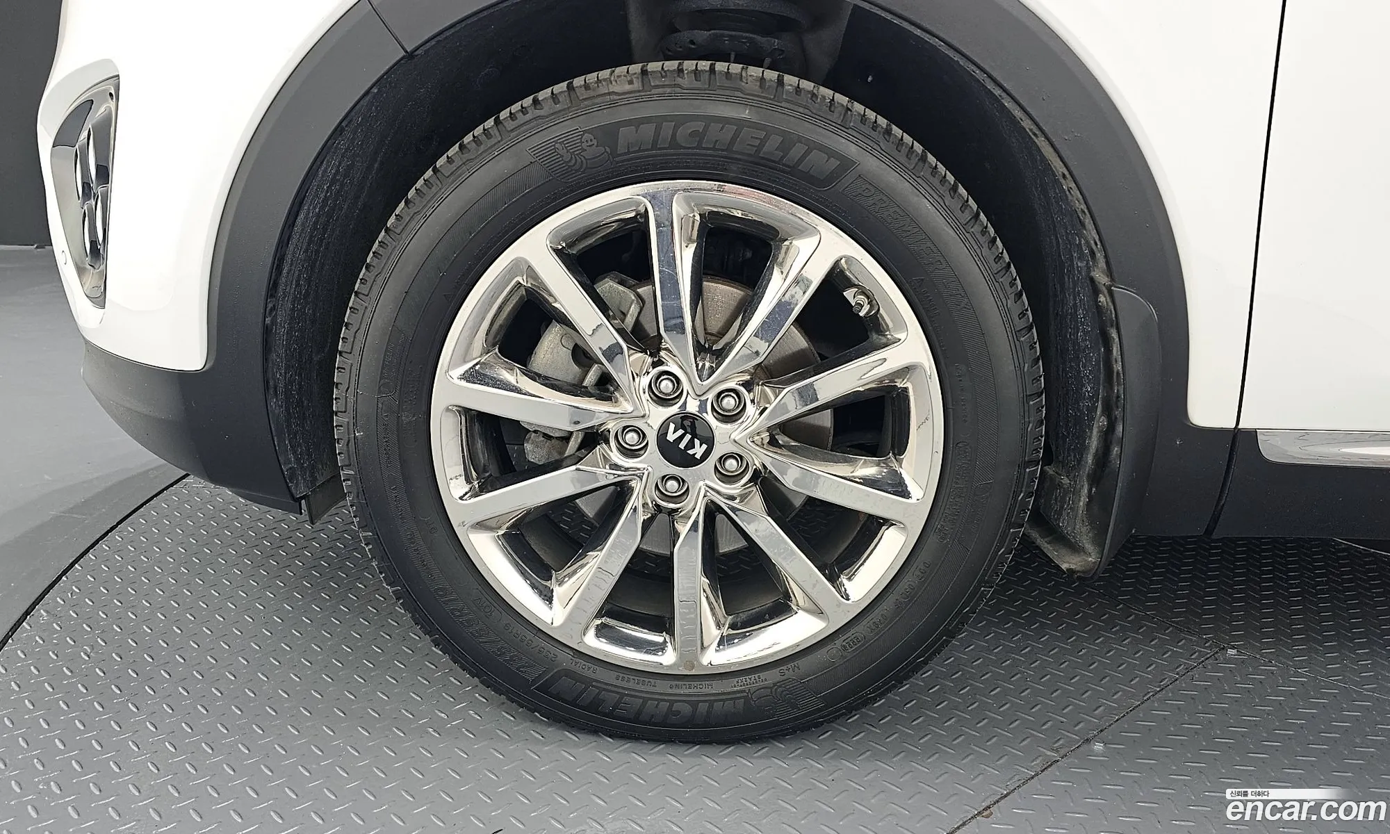 Kia Sorento 2017 — 19