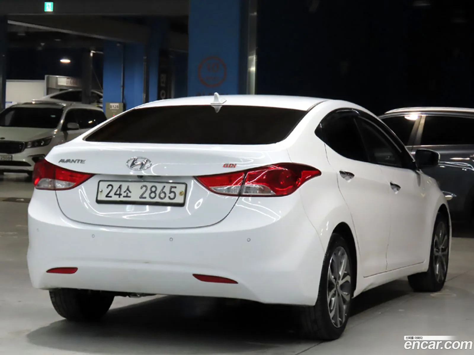 Hyundai Elantra 2013 — 13