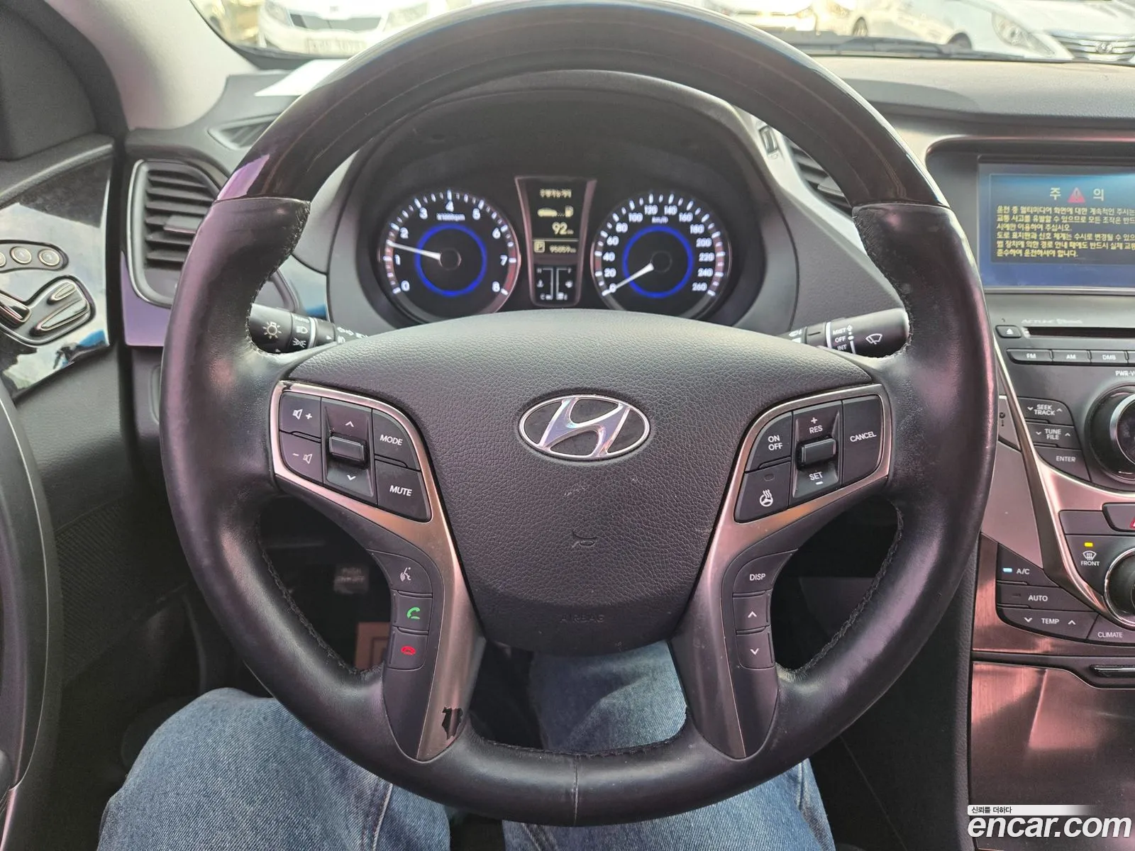 Hyundai Grandeur HG 2012 — 13