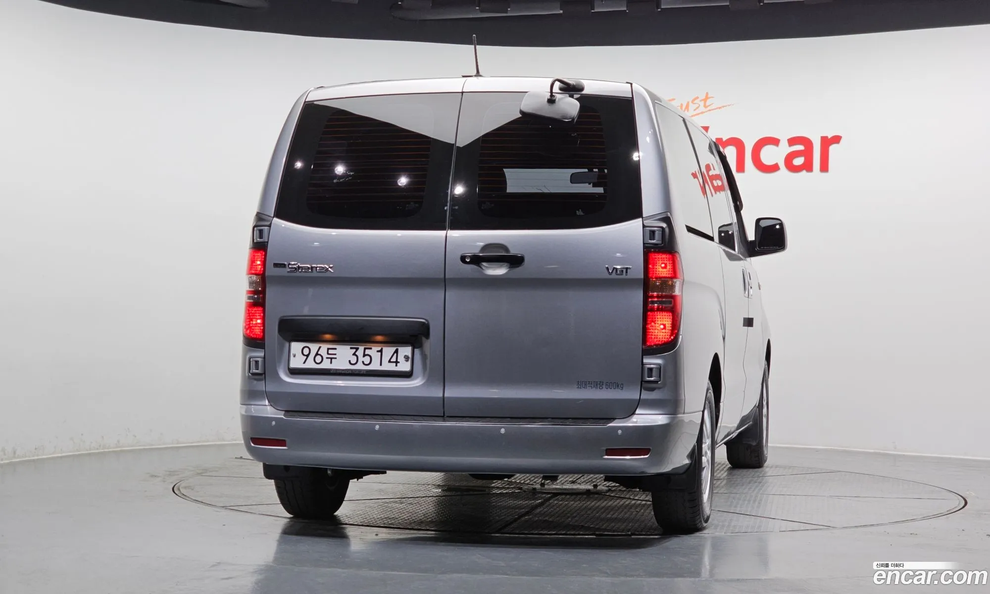 Hyundai Grand Starex 2019 — 18