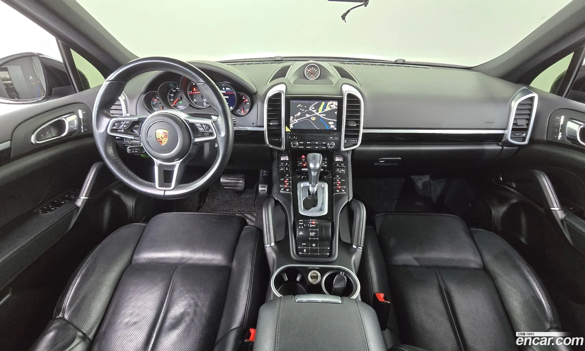 Porsche Cayenne 2017 WP1AF2924HKA30488 — 4