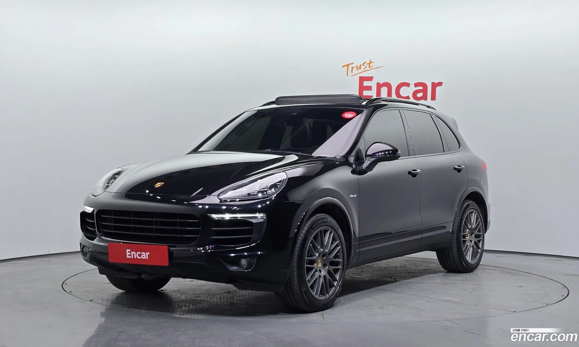 Porsche Cayenne 2017 WP1AF2924HKA30488 — 11