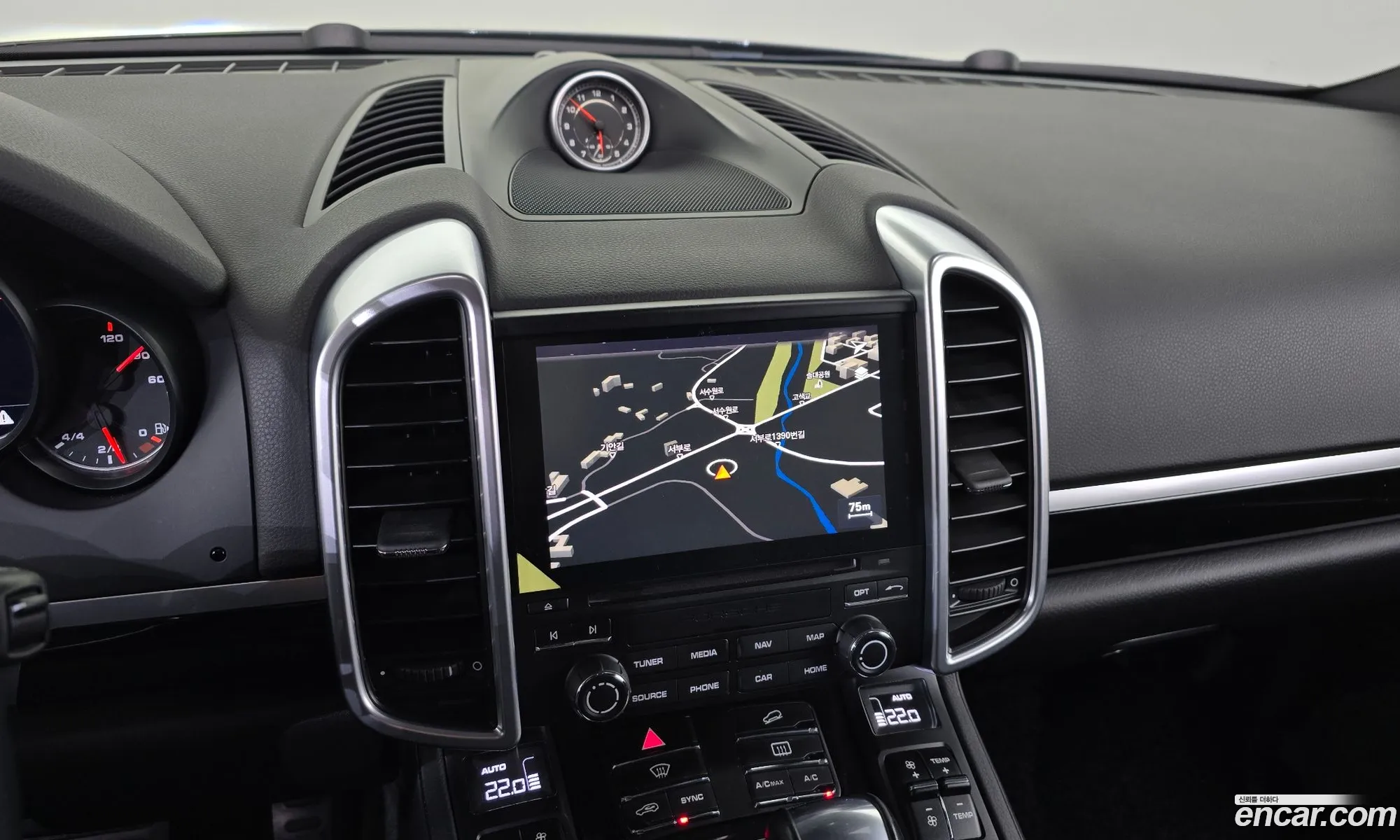 Porsche Cayenne 2017 WP1AF2924HKA30488 — 15