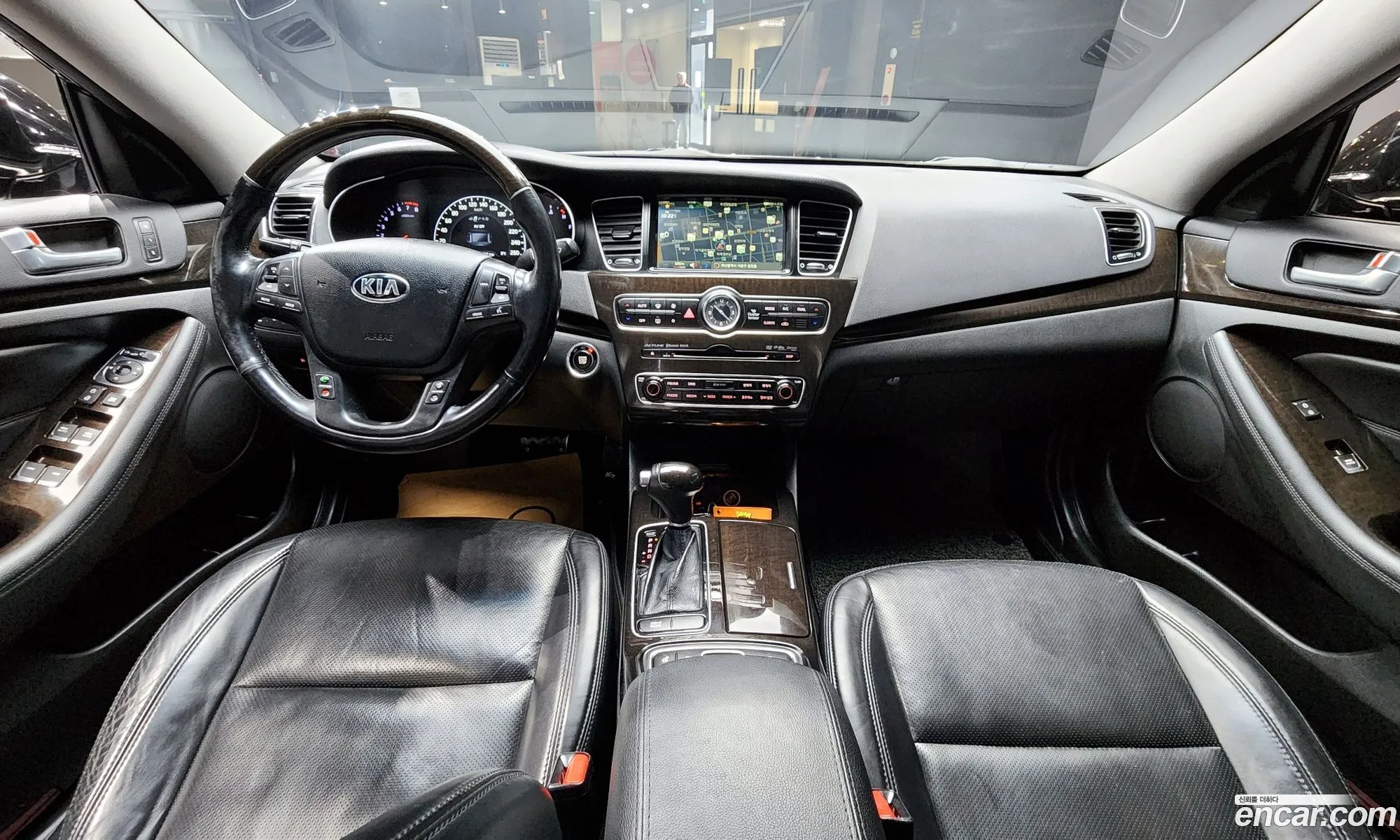 Kia K7 2013 — 18