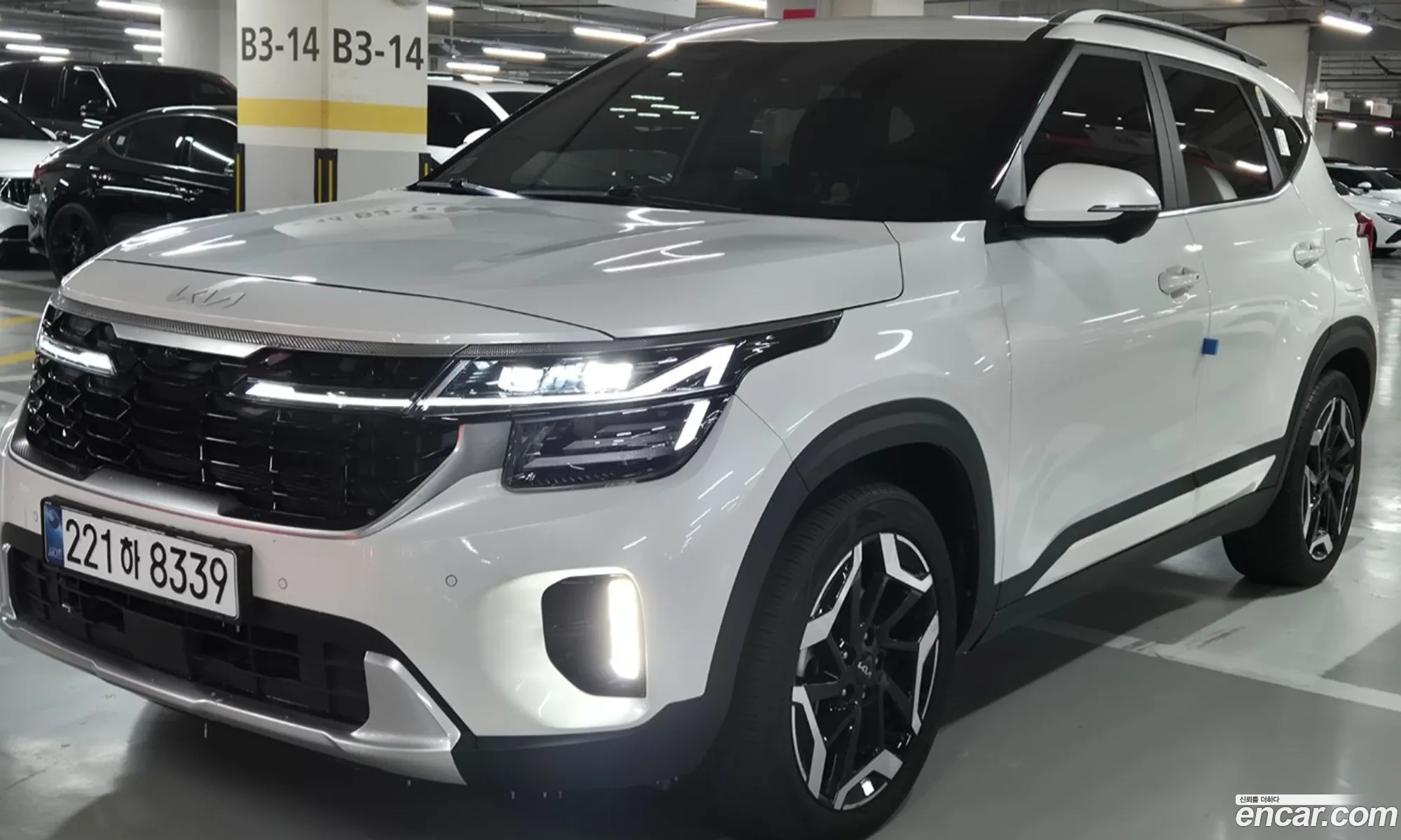 Kia Seltos 2024 — 17