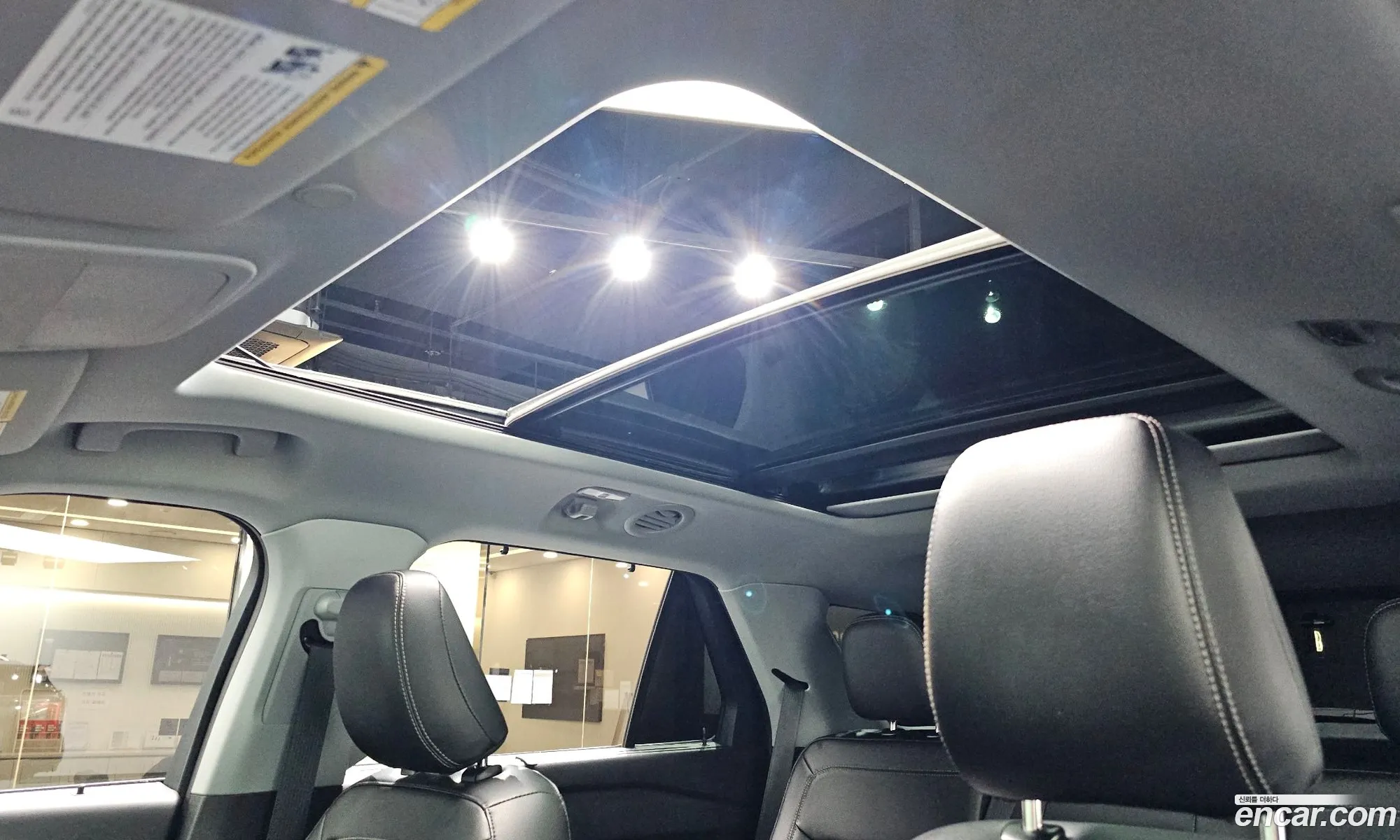 Ford Explorer 6th Gen 2022 1FMSK8FH111111111 — 18