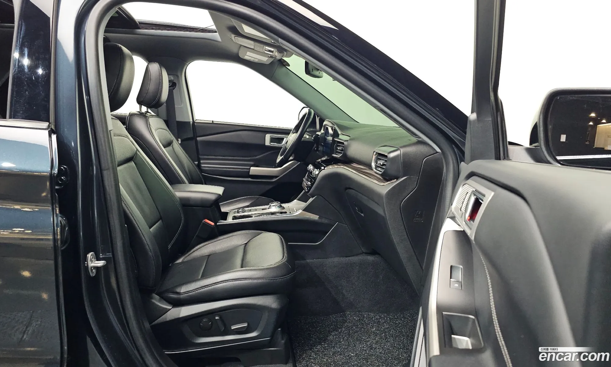 Ford Explorer 6th Gen 2022 1FMSK8FH111111111 — 12