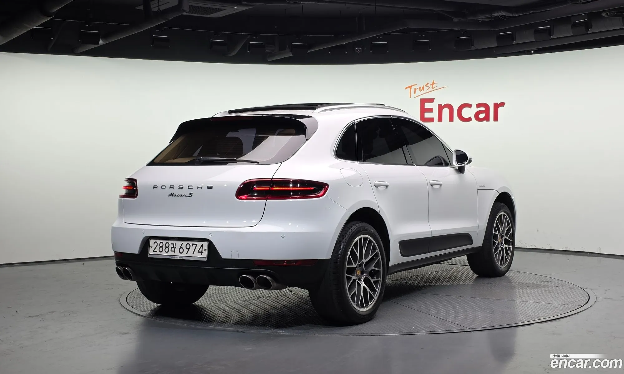 Porsche Macan 2016 WP1AD2953HLB70025 — 20