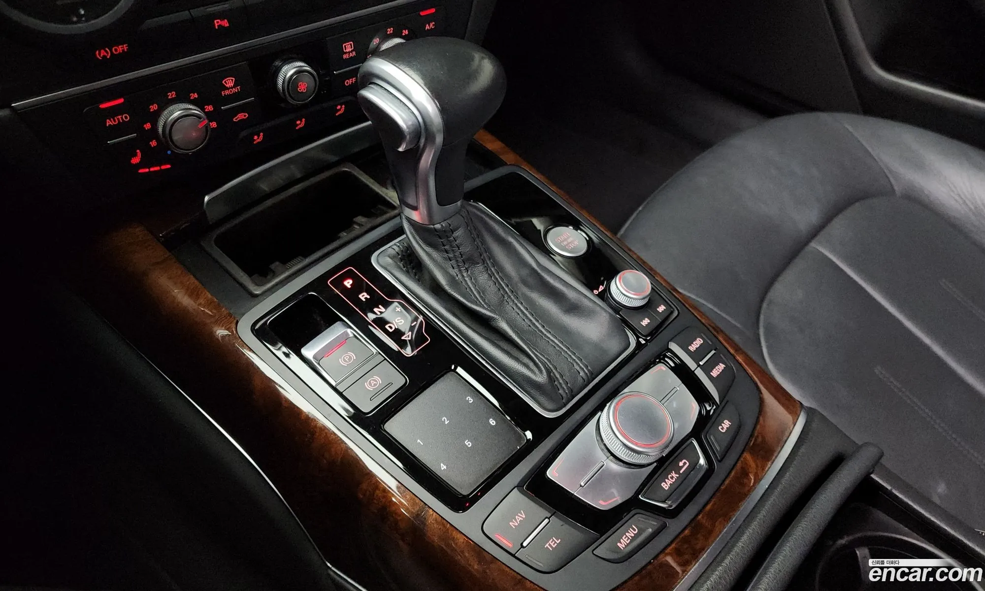 Audi A6 2015 — 16