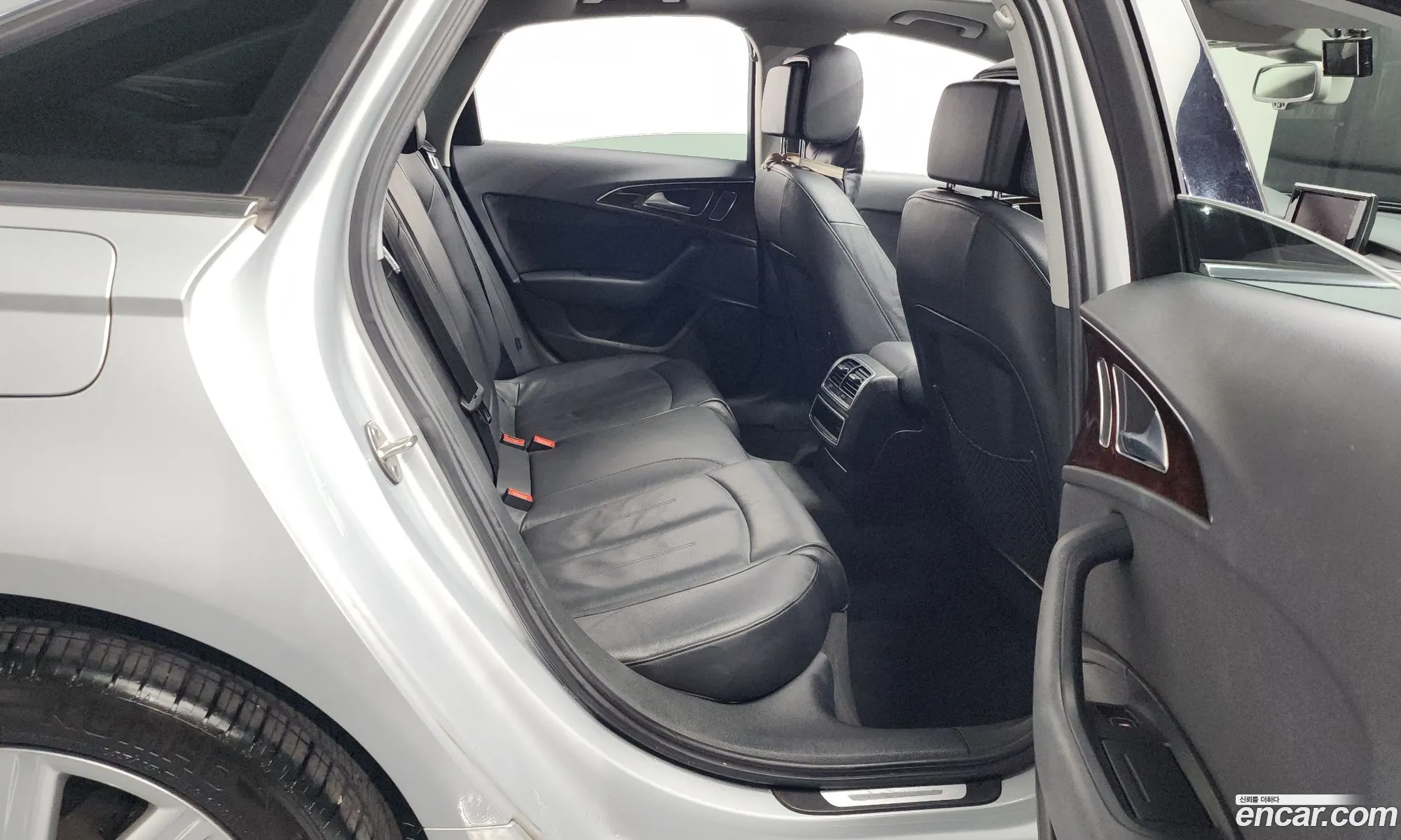 Audi A6 2015 — 17
