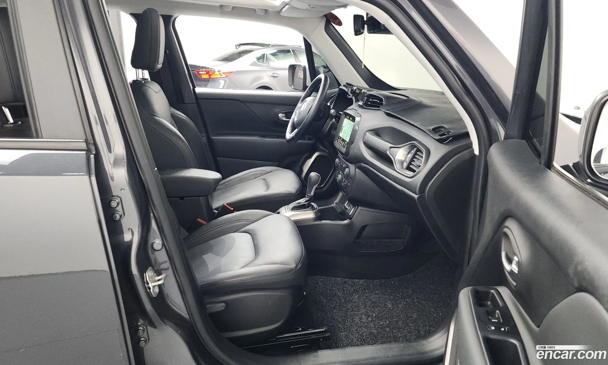 Jeep Renegade 2022 — 2