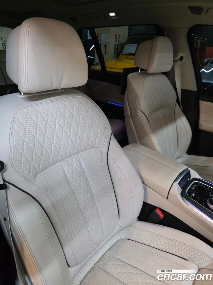 BMW X7 2022 — 3
