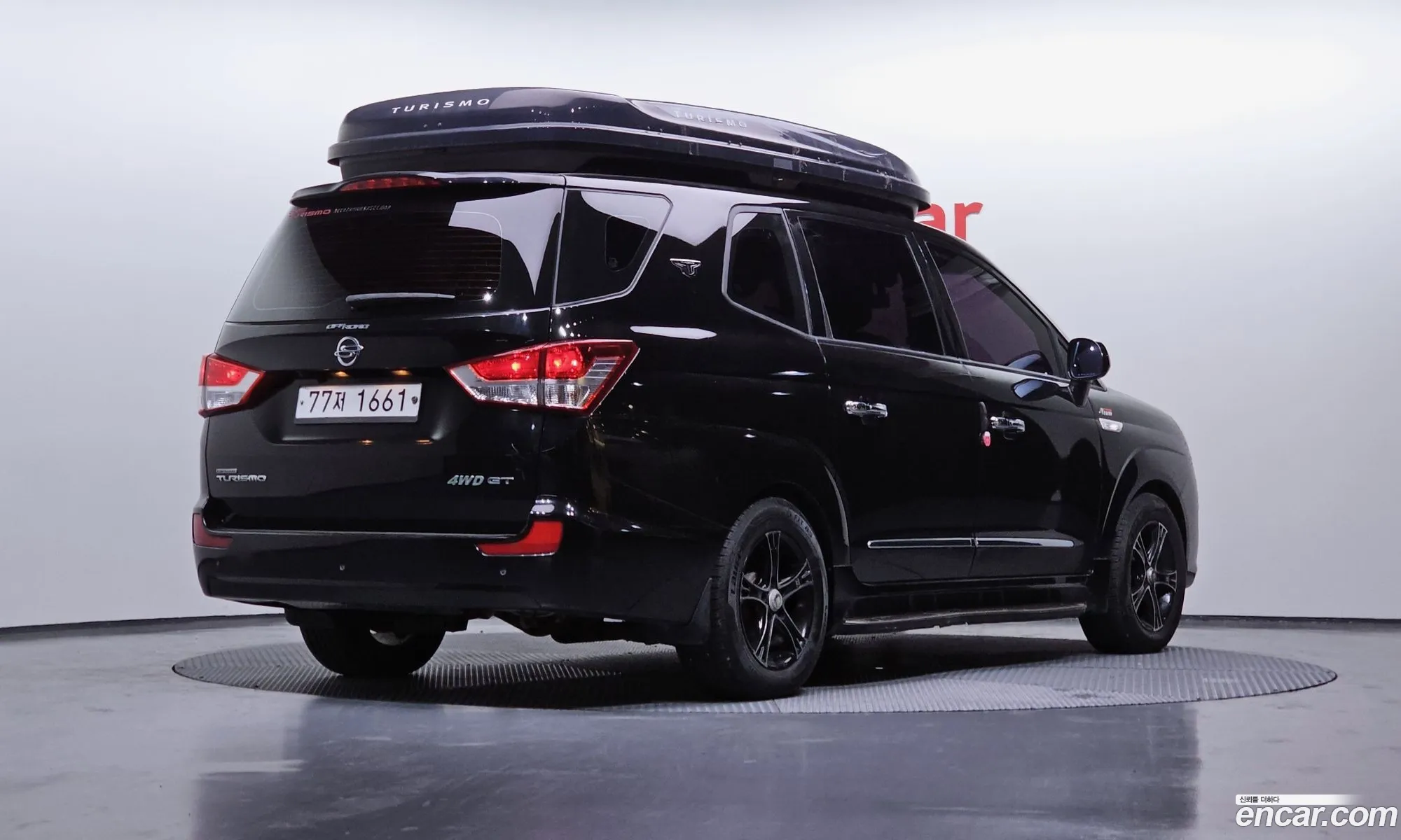 KG Mobility (SsangYong) Korando Turismo 2014 — 5