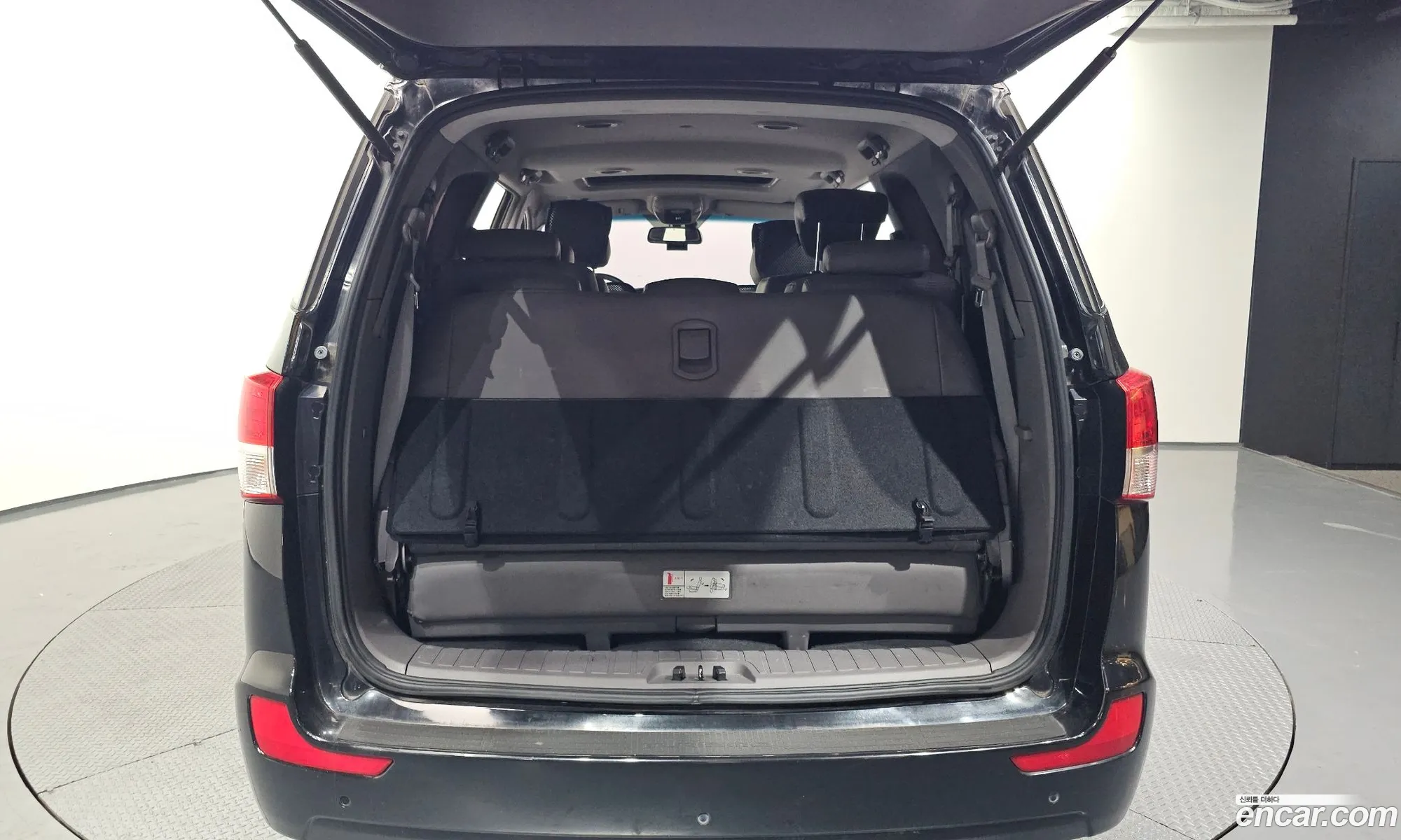 KG Mobility (SsangYong) Korando Turismo 2014 — 16