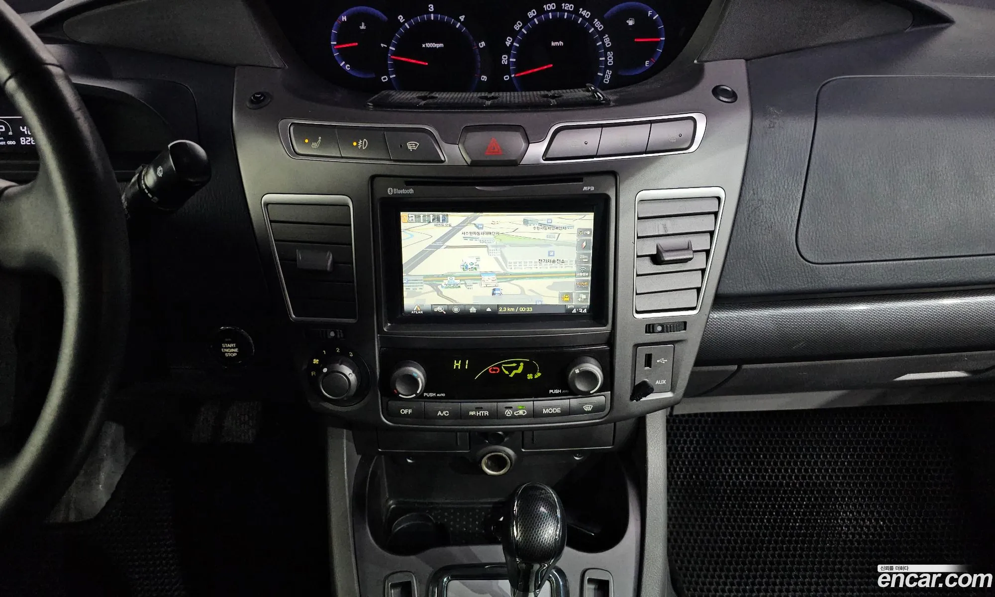 KG Mobility (SsangYong) Korando Turismo 2014 — 15