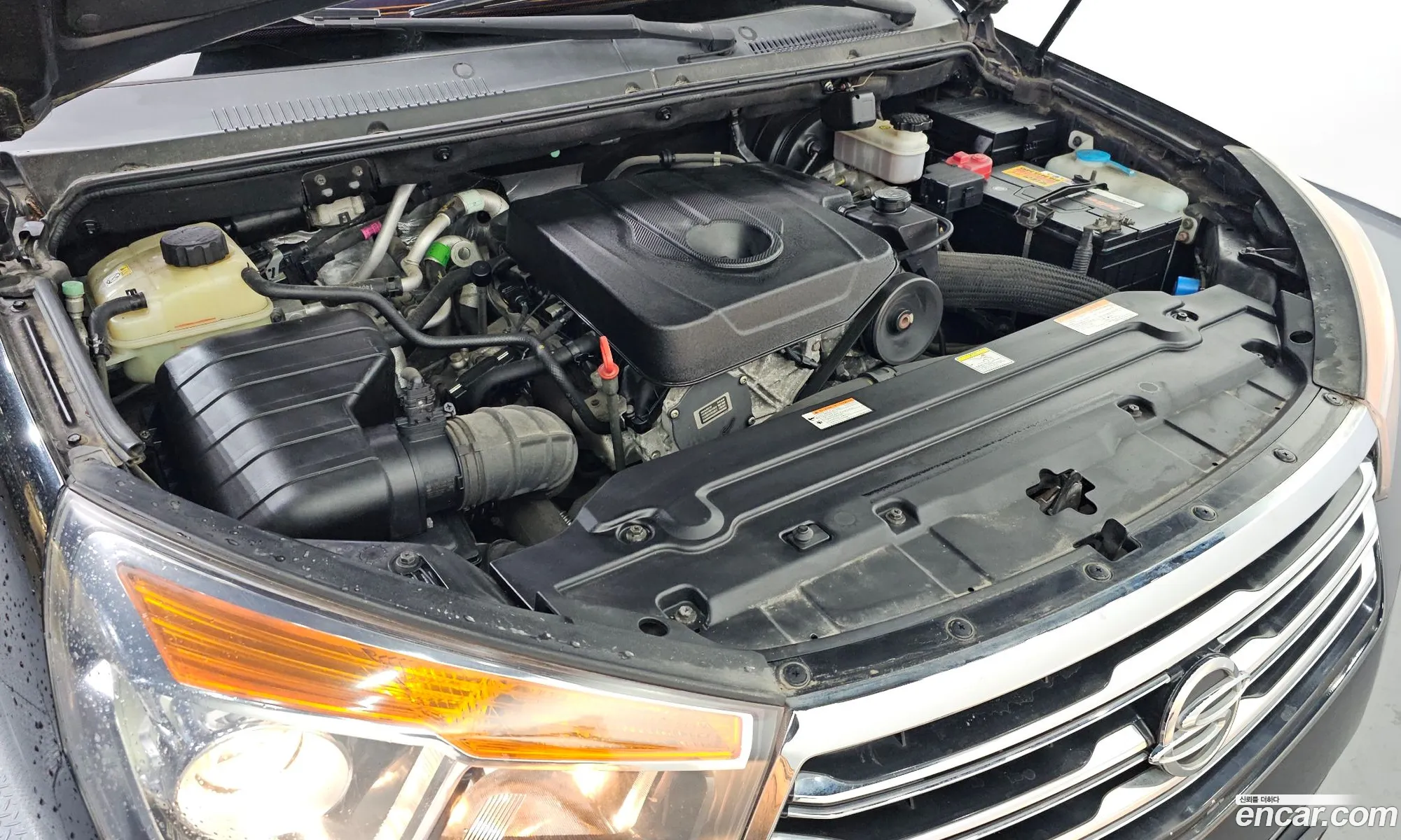 KG Mobility (SsangYong) Korando Turismo 2014 — 10