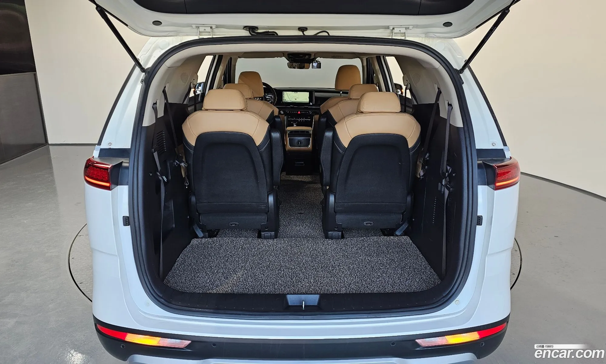 Kia Carnival 2022 — 11