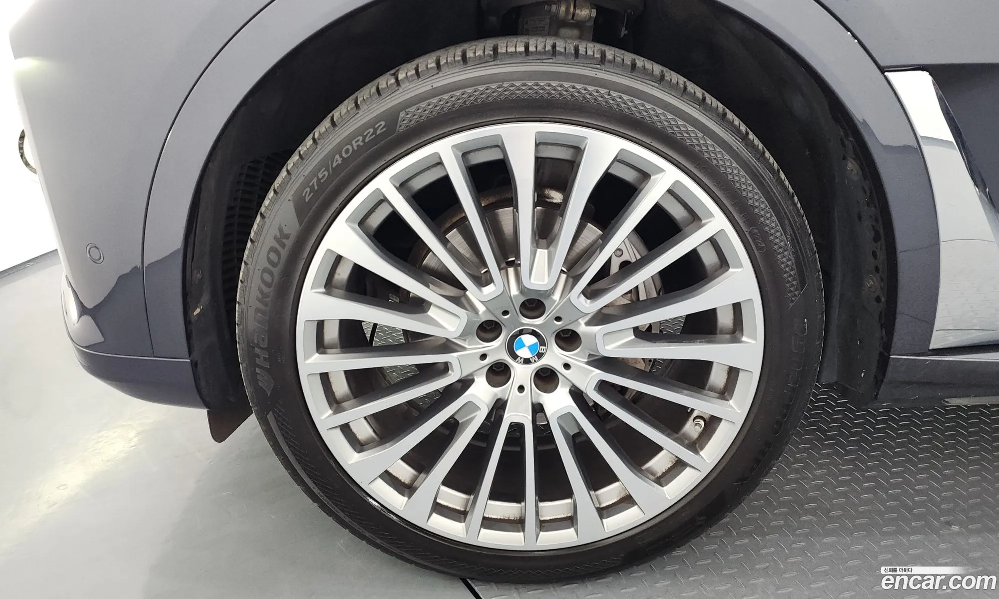 BMW X7 2022 — 19