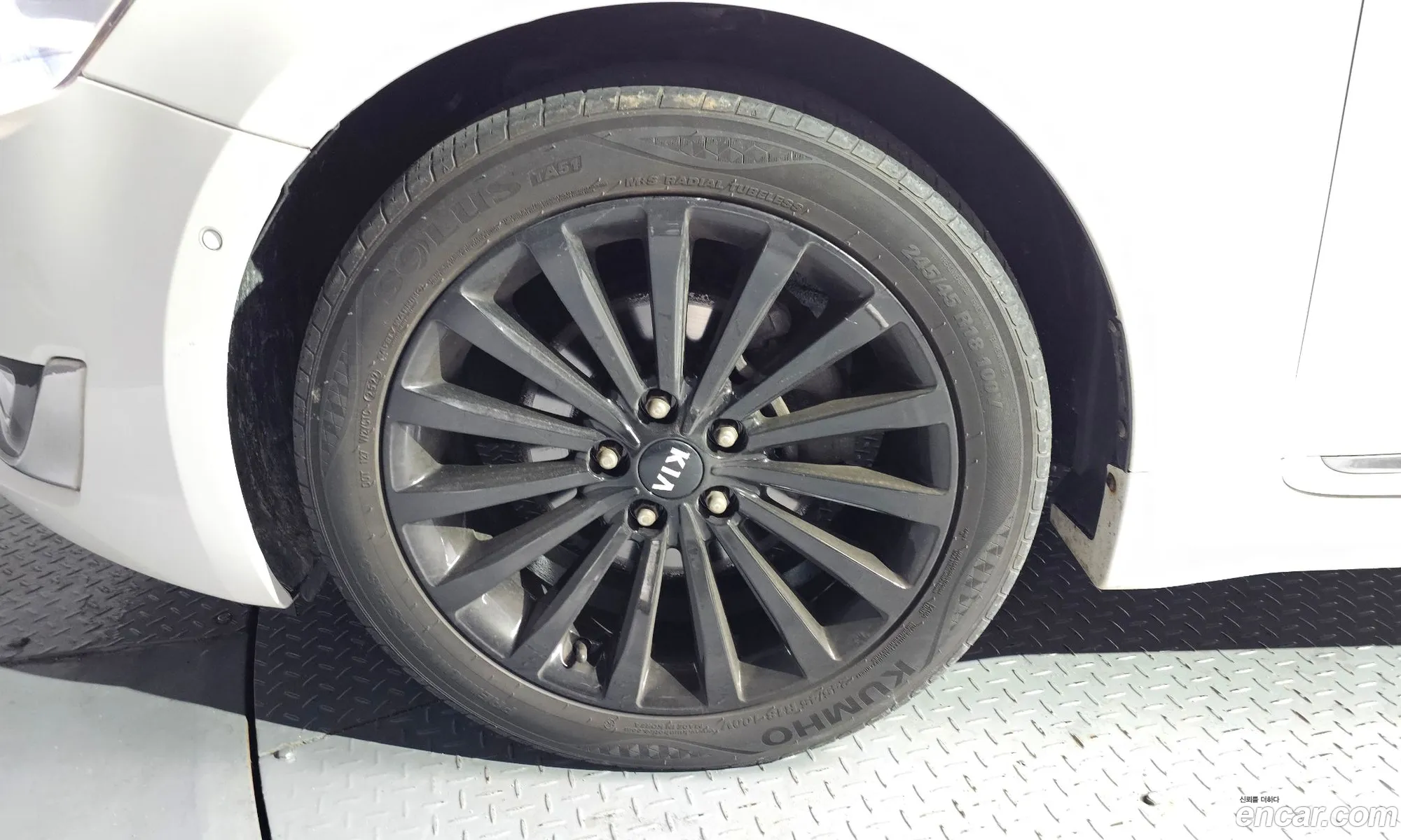Kia K7 2013 — 10