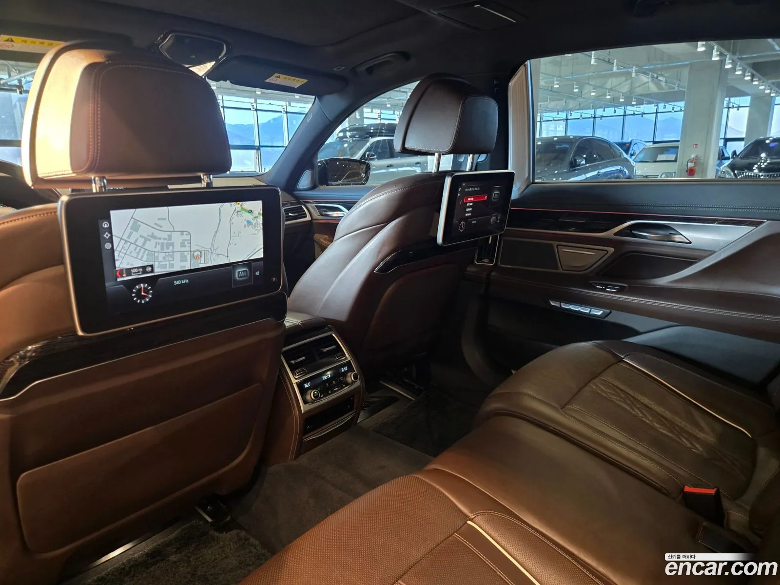 BMW 7 Series 2017 — 18