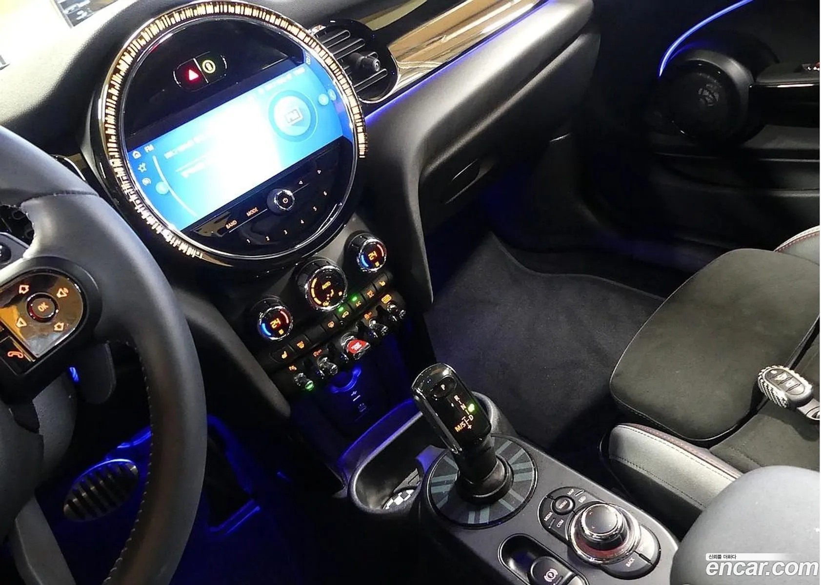 Mini Cooper S 2023 — 19
