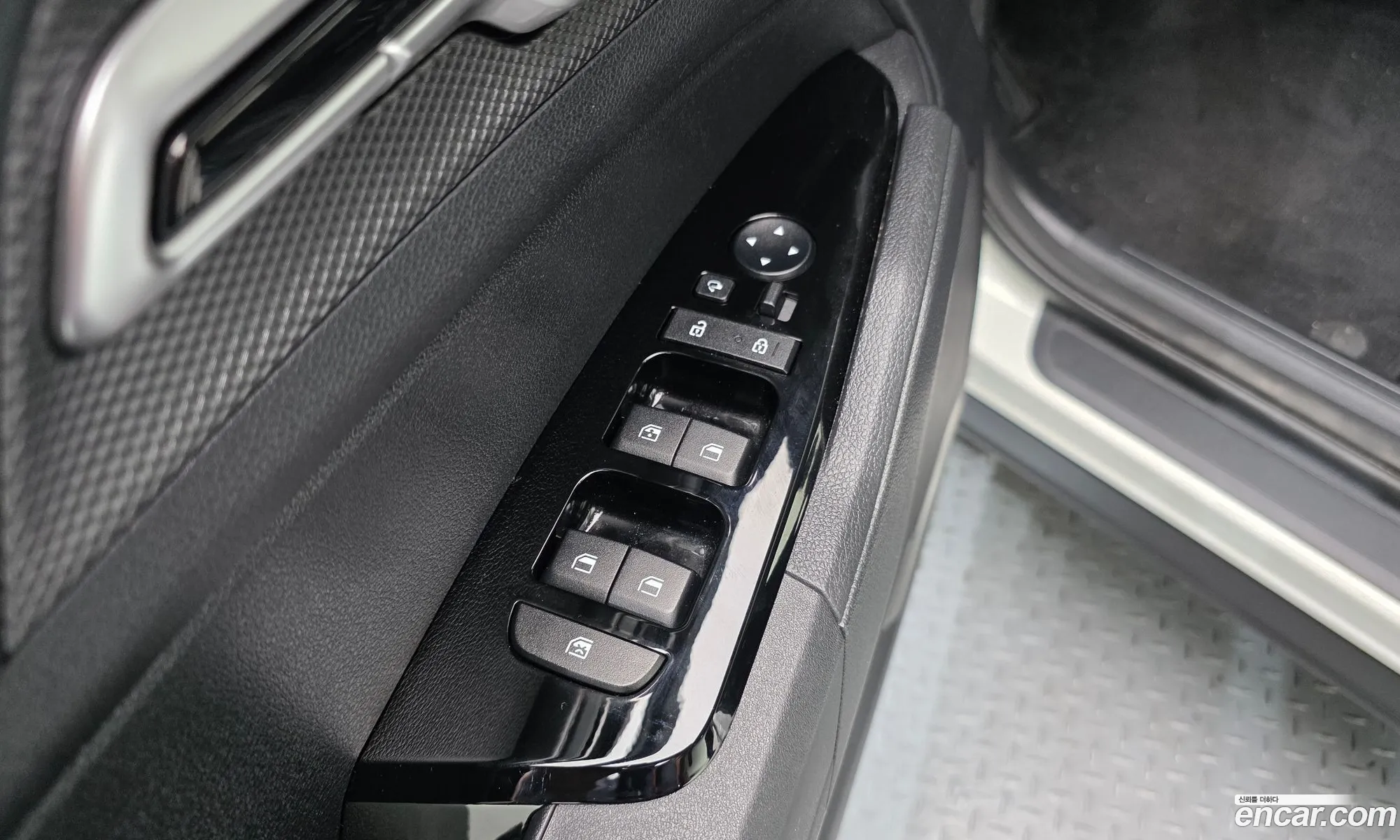 Kia Sportage Hybrid 2024 — 9