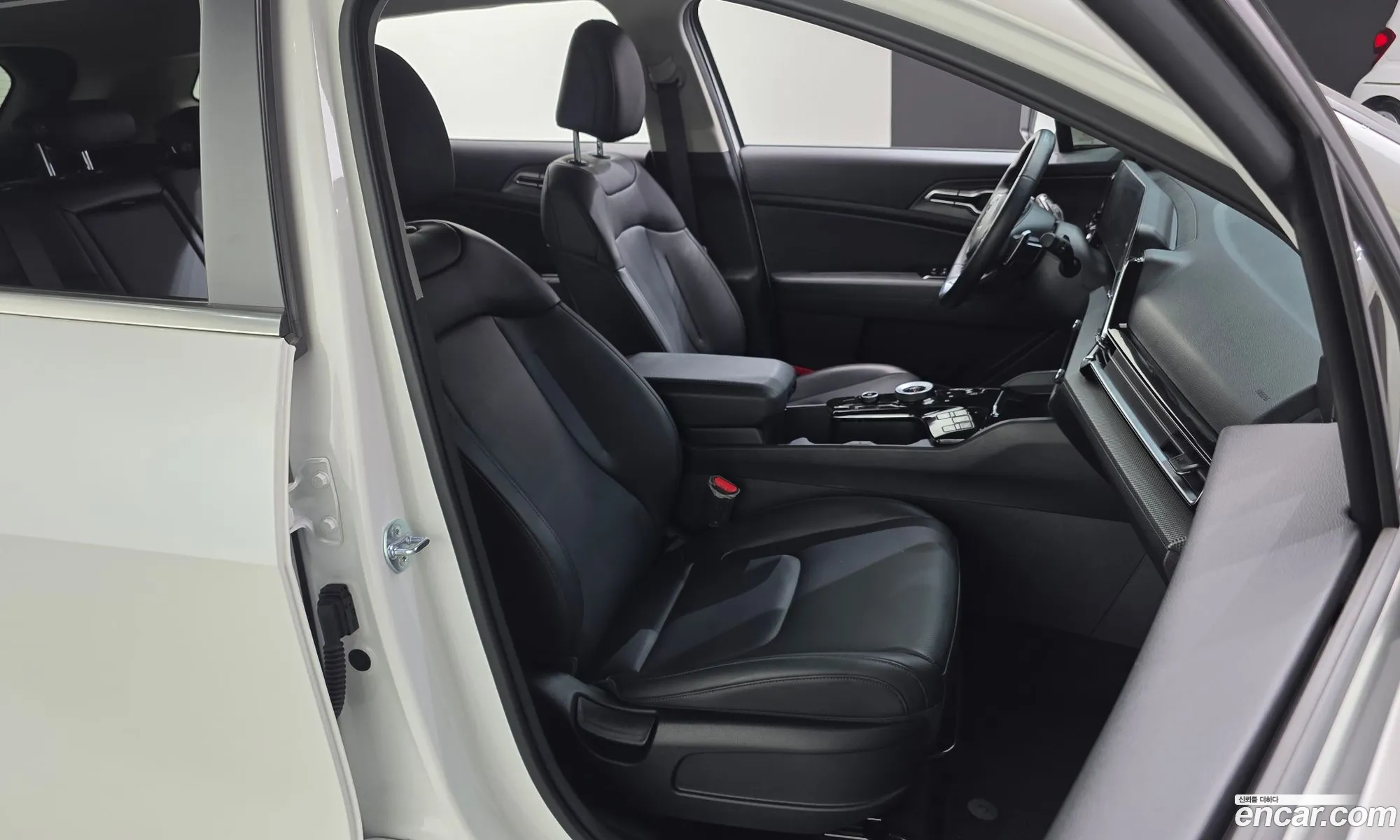 Kia Sportage Hybrid 2024 — 12