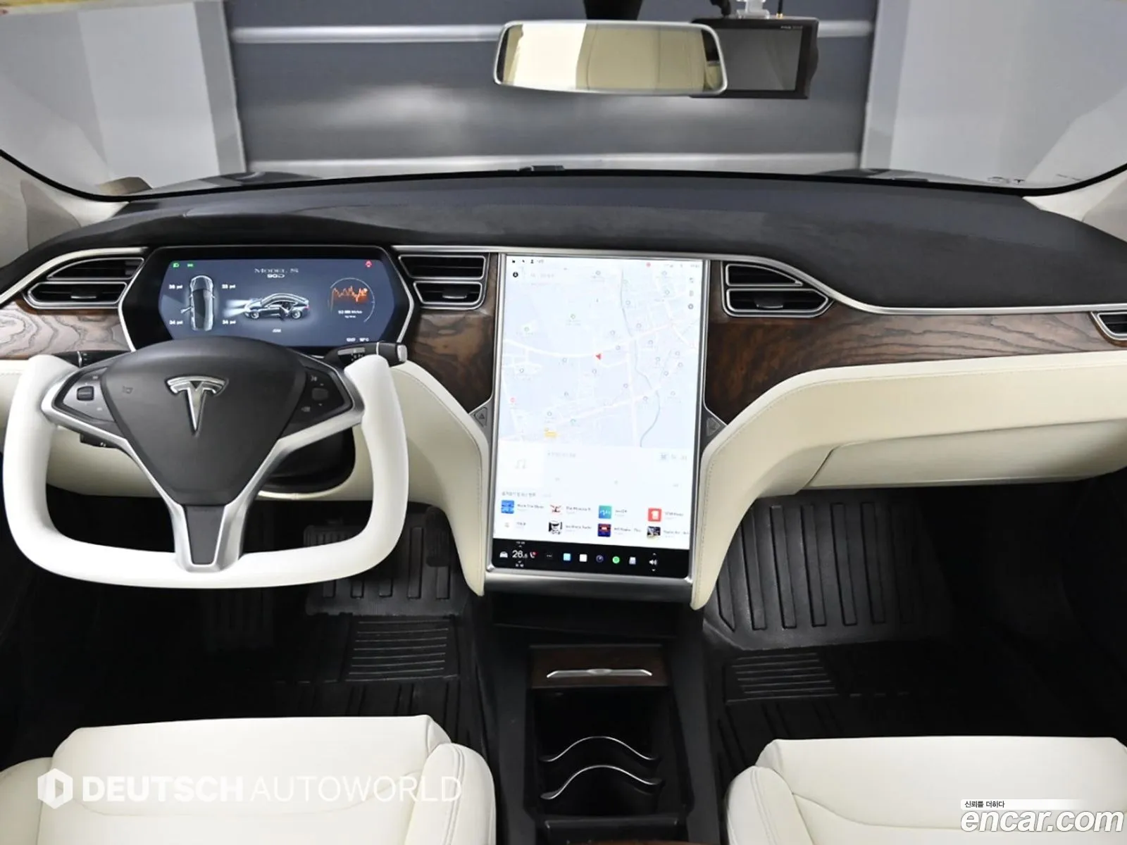 Tesla Model S 2017 — 13