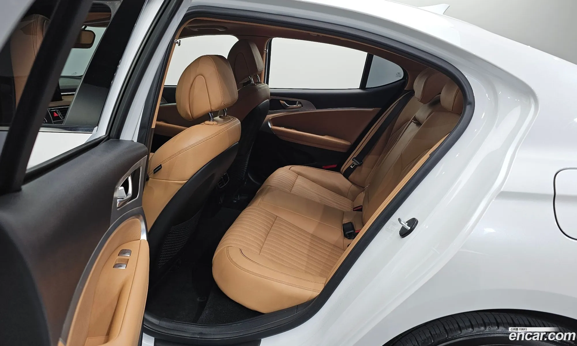 Genesis G70 2021 — 2