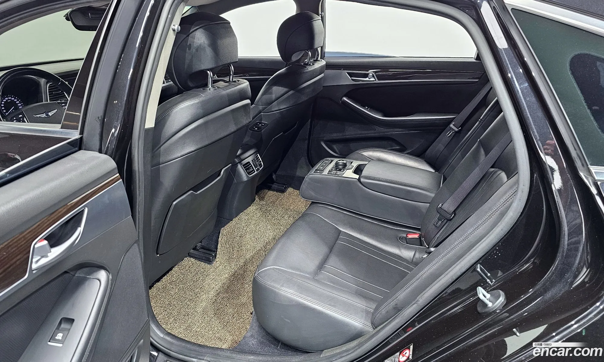 Genesis G80 2018 — 18