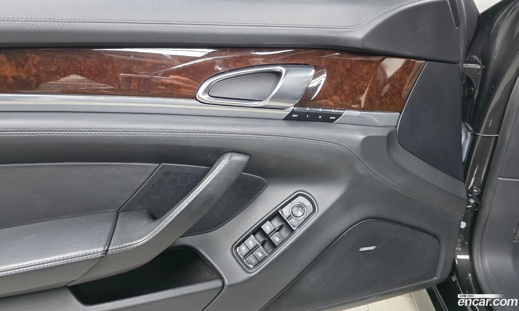 Porsche Panamera 2010 WP0AC297XAL090619 — 9